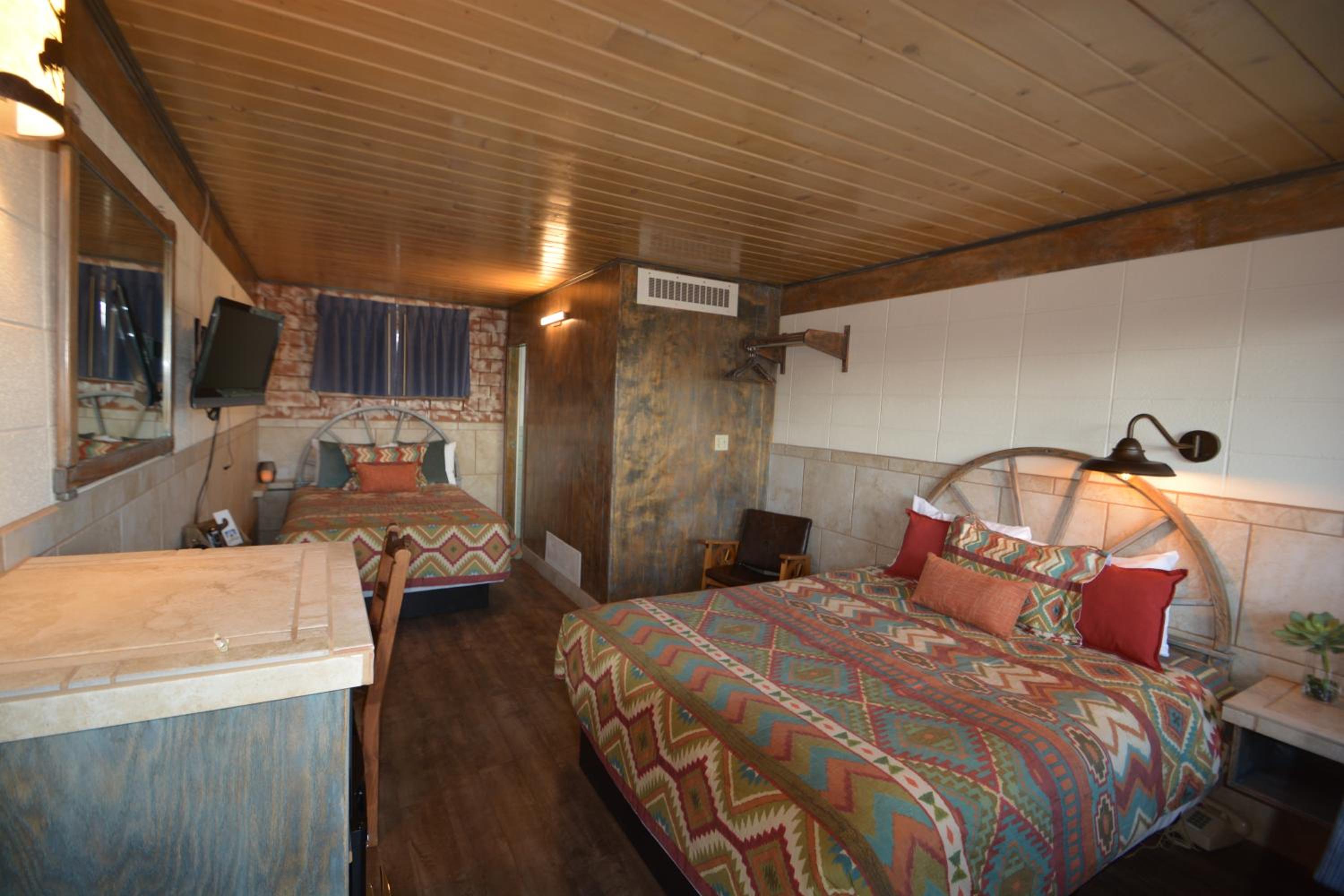 Lariat Motel