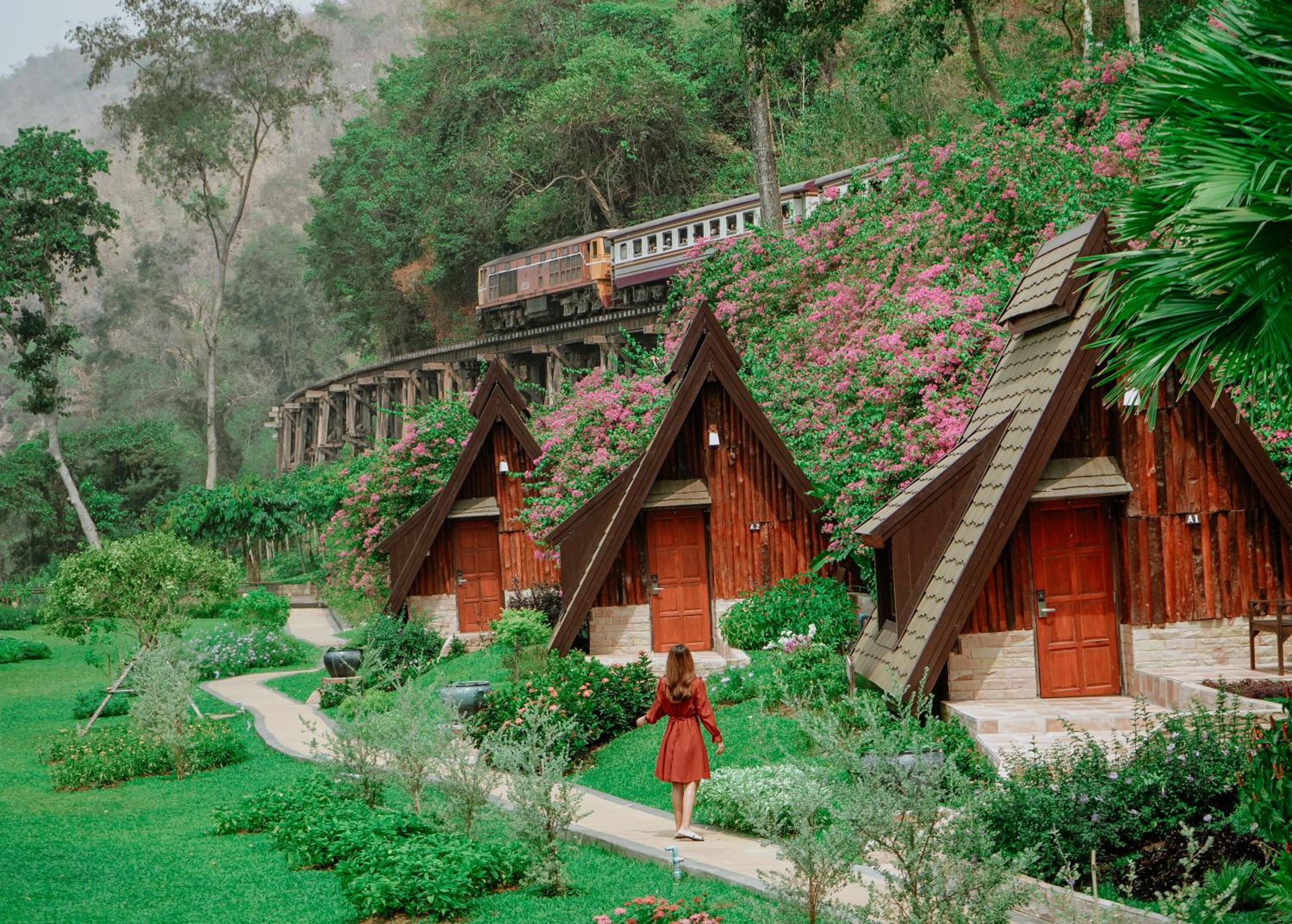 Hotel Suan Sai Yok Resort - Image 1
