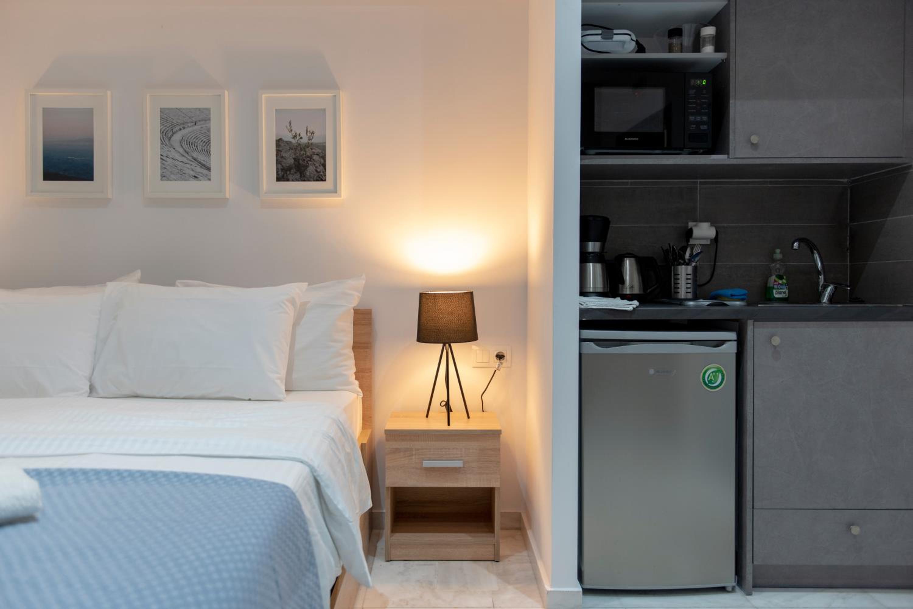 Bright Eco Studios by GHH