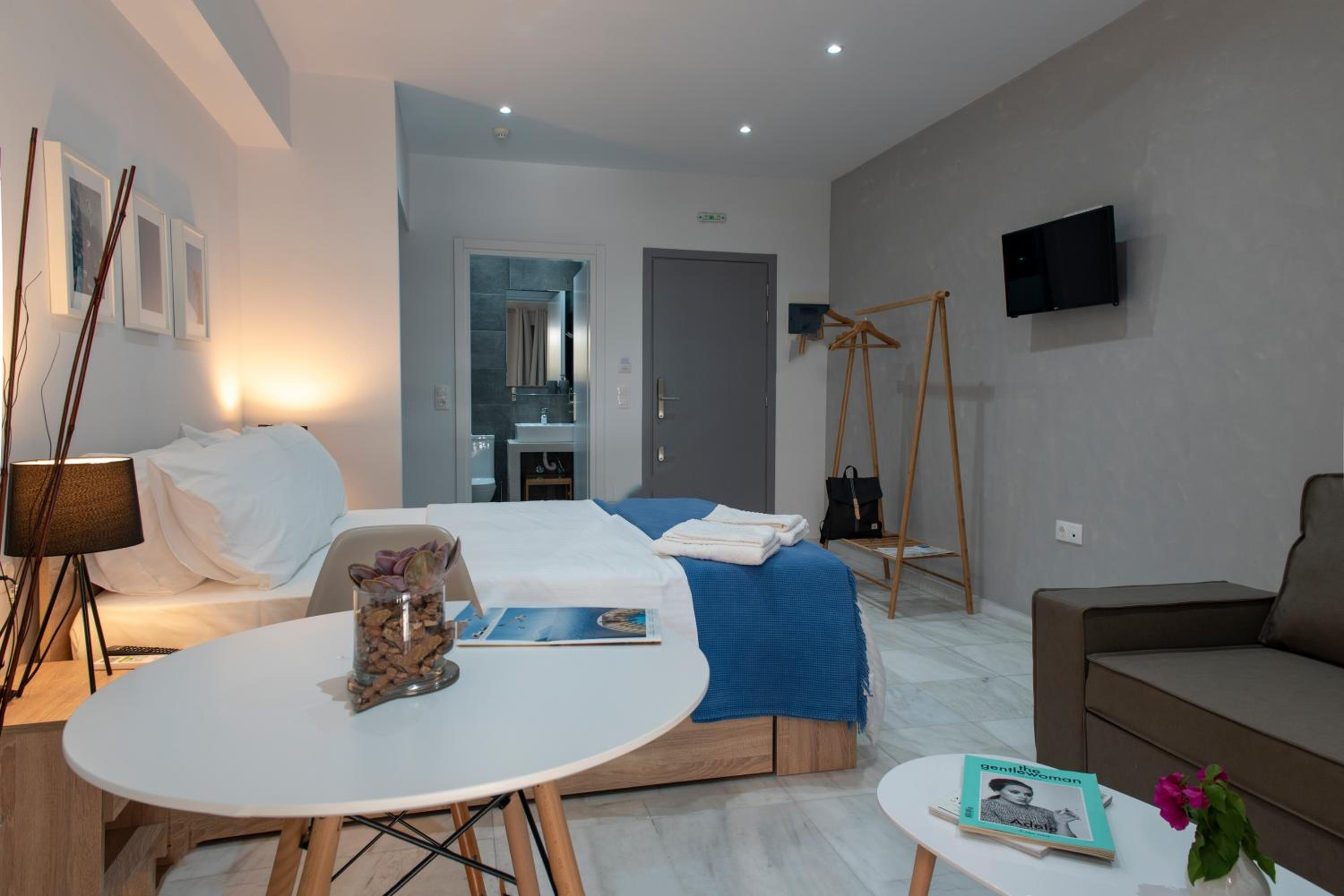 Bright Eco Studios by GHH