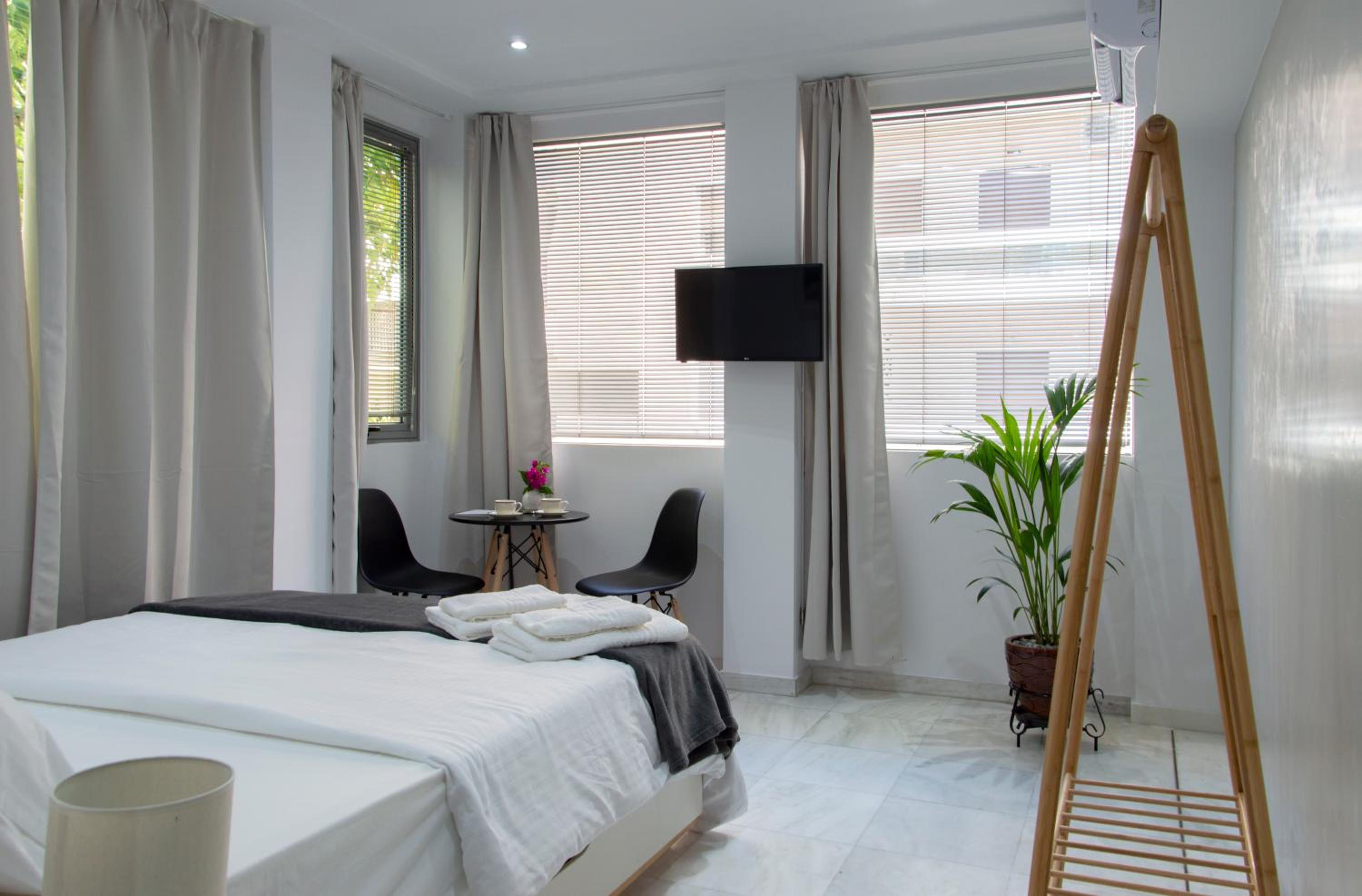 Bright Eco Studios by GHH