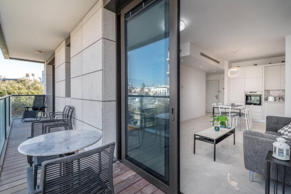 Kerem Hateimanim Area-3 BR with Balcony