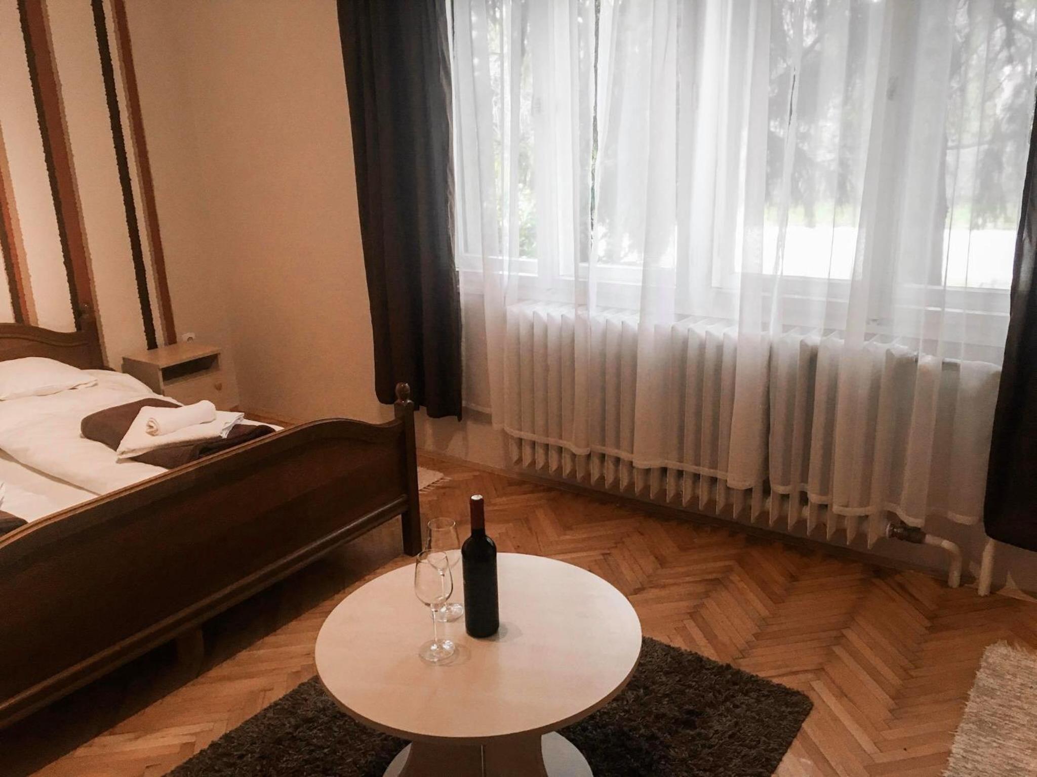 Tompos Vendégház és pince