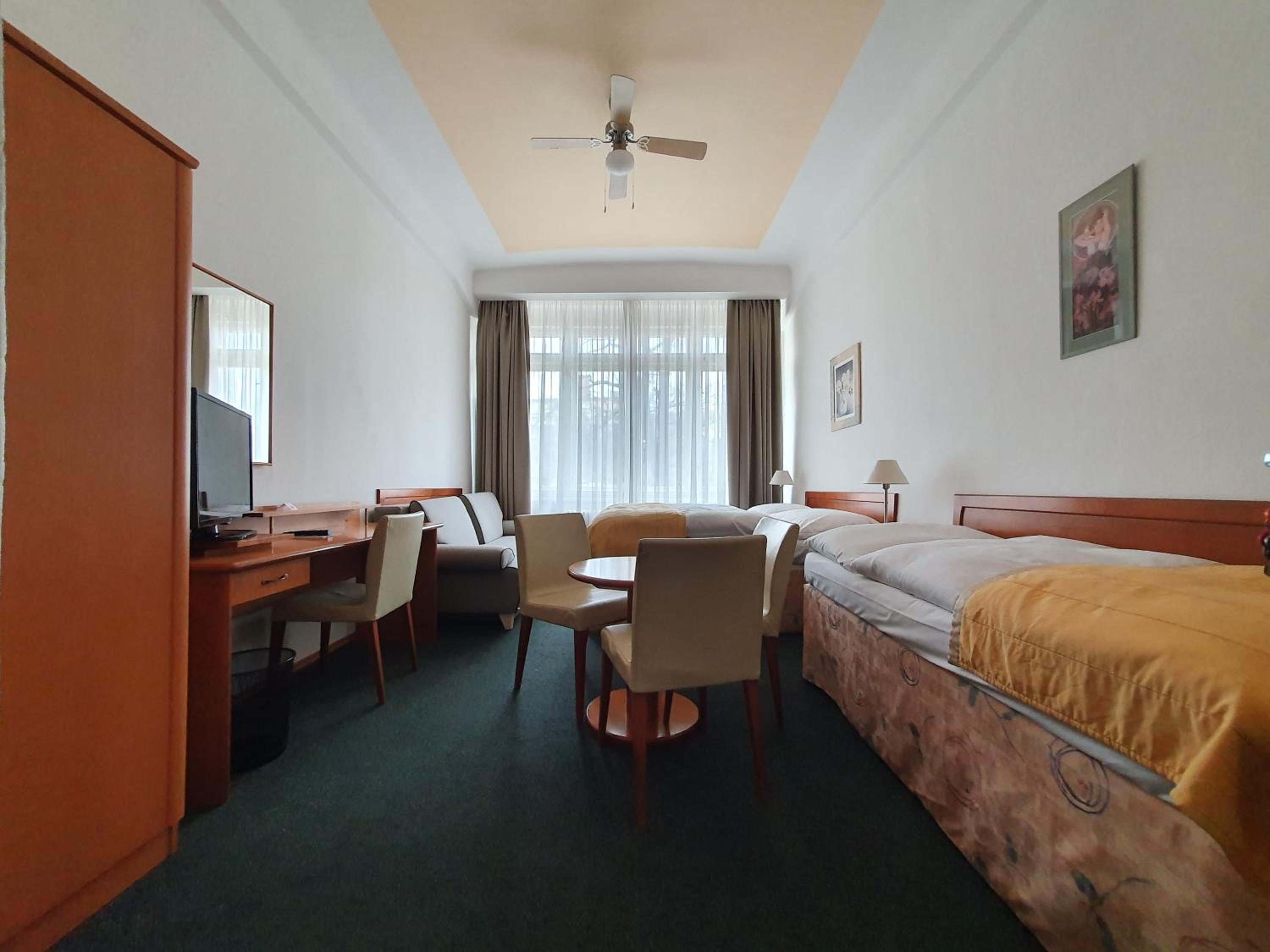 hotel room