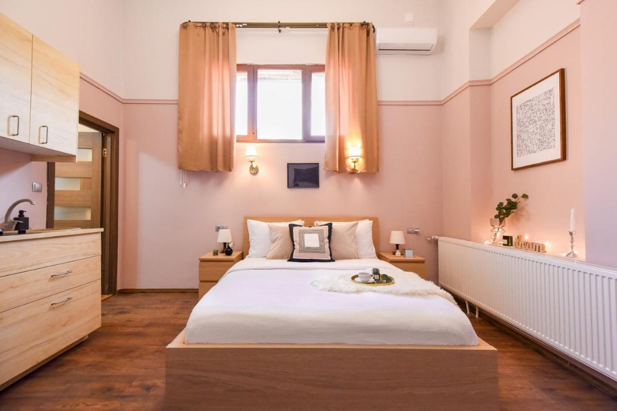 LE PETIT & COSY - BEST LOCATION Old Town & Quiet view 2