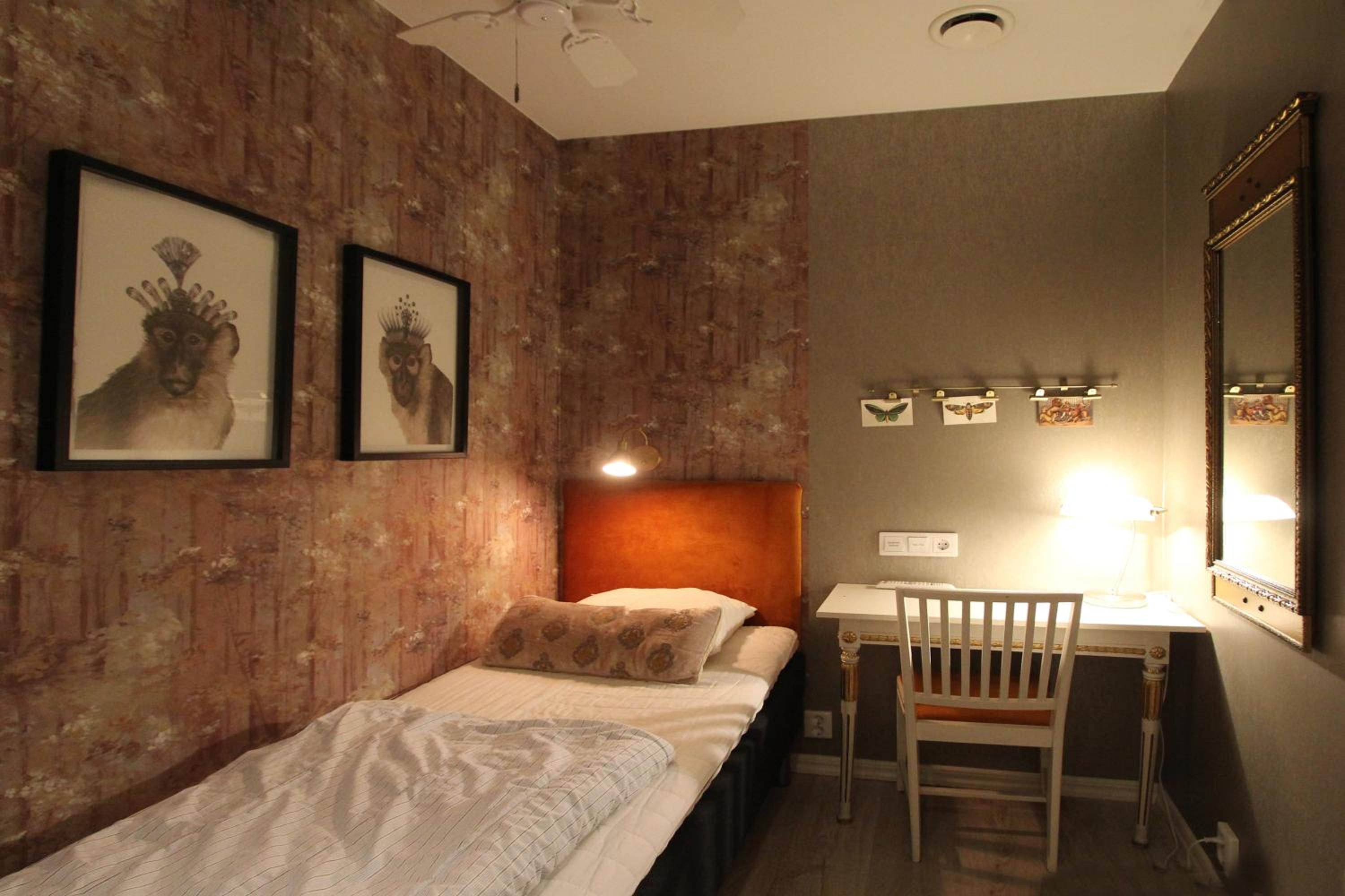 Photo 9