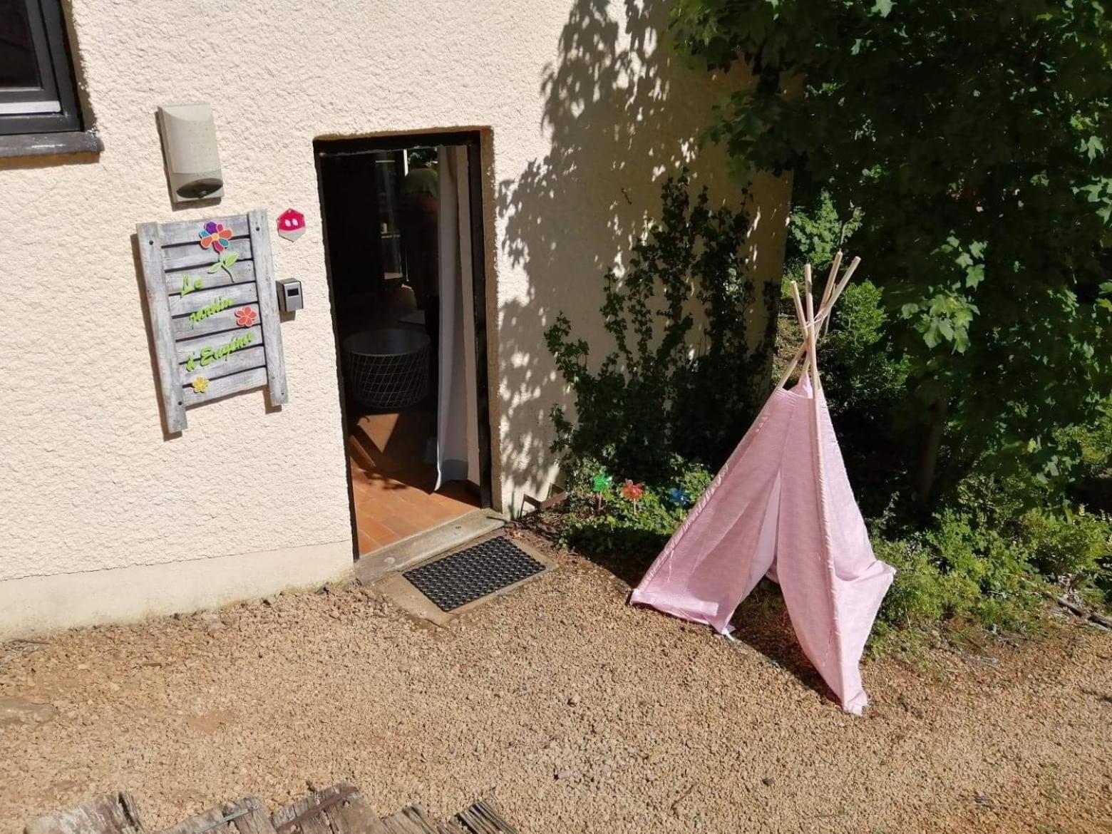 Le jardin d'Eugénie gîte a Virton en pleine nature lits fait a l'arrivée