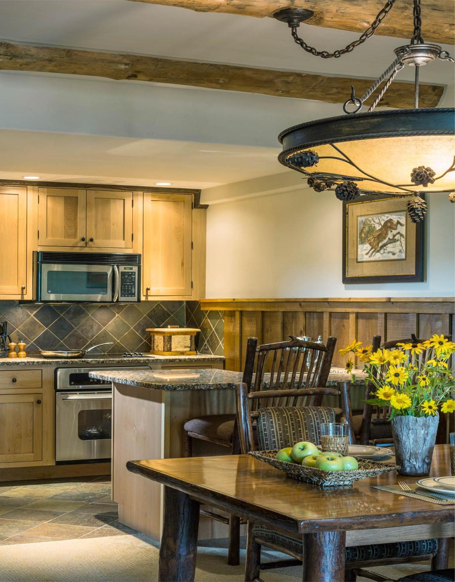 The Whiteface Lodge 13
