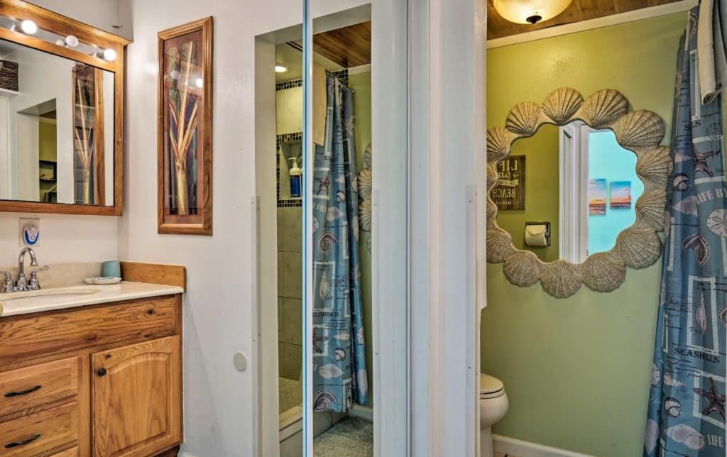 BOOK CHRISTMAS AND WINTER DATES HERE - ISLANDER CoNDOS