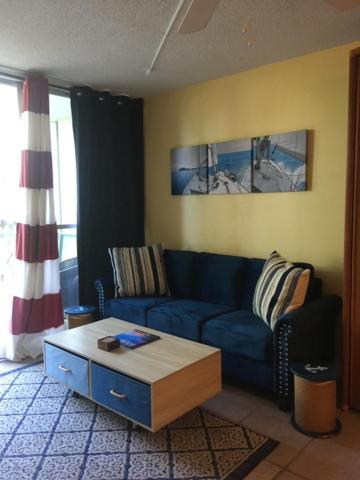 BOOK CHRISTMAS AND WINTER DATES HERE - ISLANDER CoNDOS