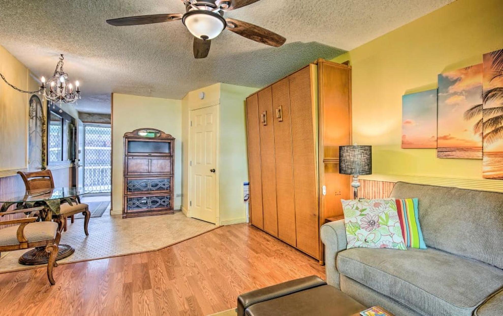 BOOK CHRISTMAS AND WINTER DATES HERE - ISLANDER CoNDOS