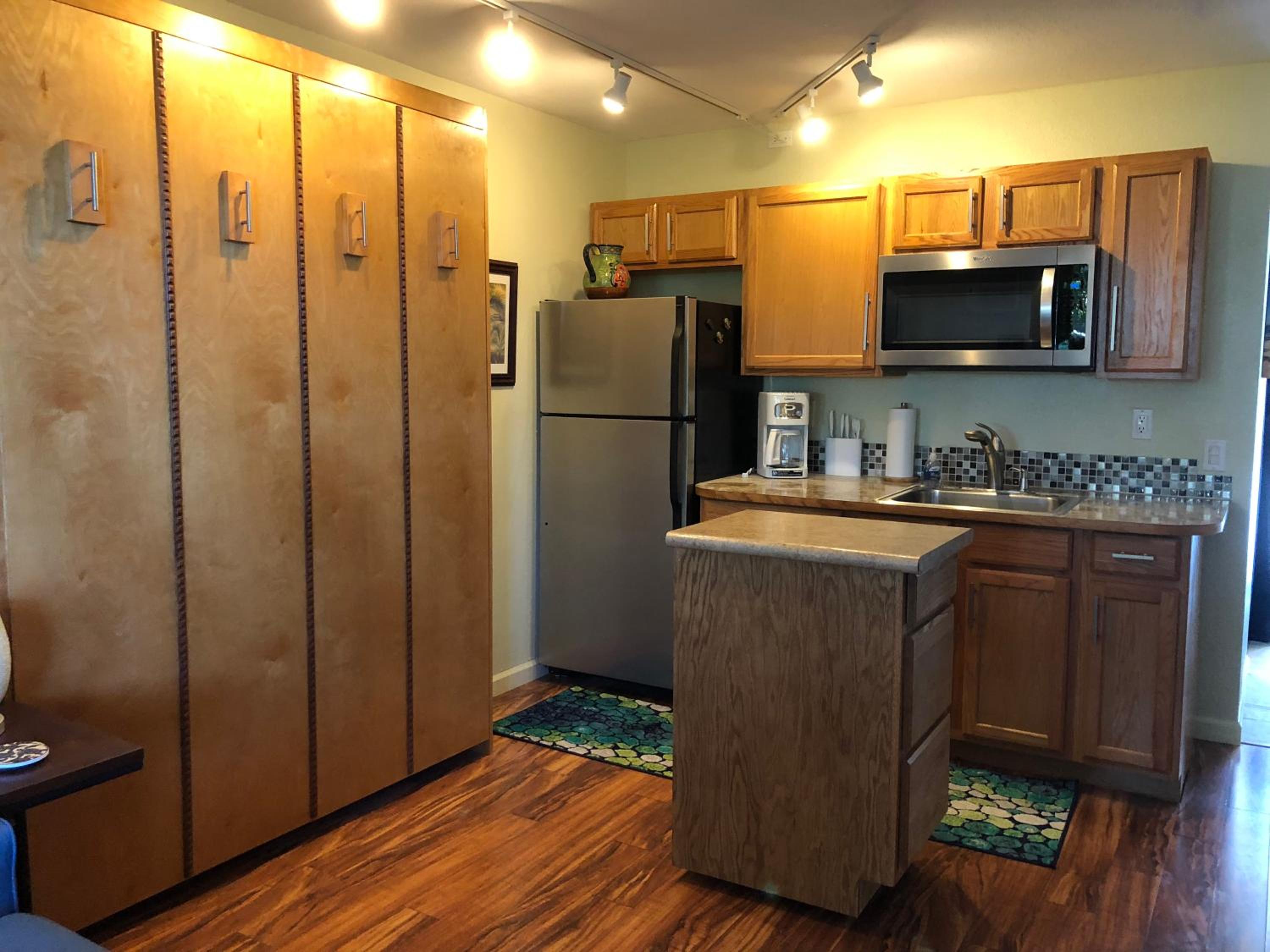 BOOK CHRISTMAS AND WINTER DATES HERE - ISLANDER CoNDOS