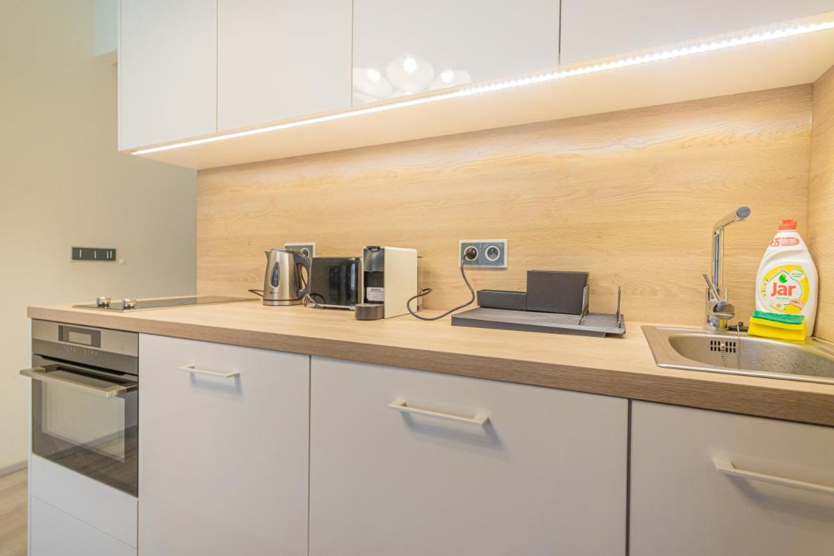 Business Studio Andel, 10 min to Centre, NETFLIX, Paid Parking