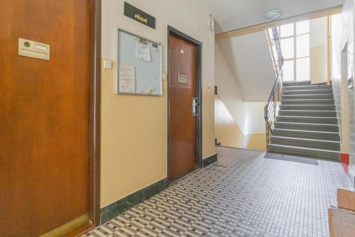 Business Studio Andel, 10 min to Centre, NETFLIX, Paid Parking