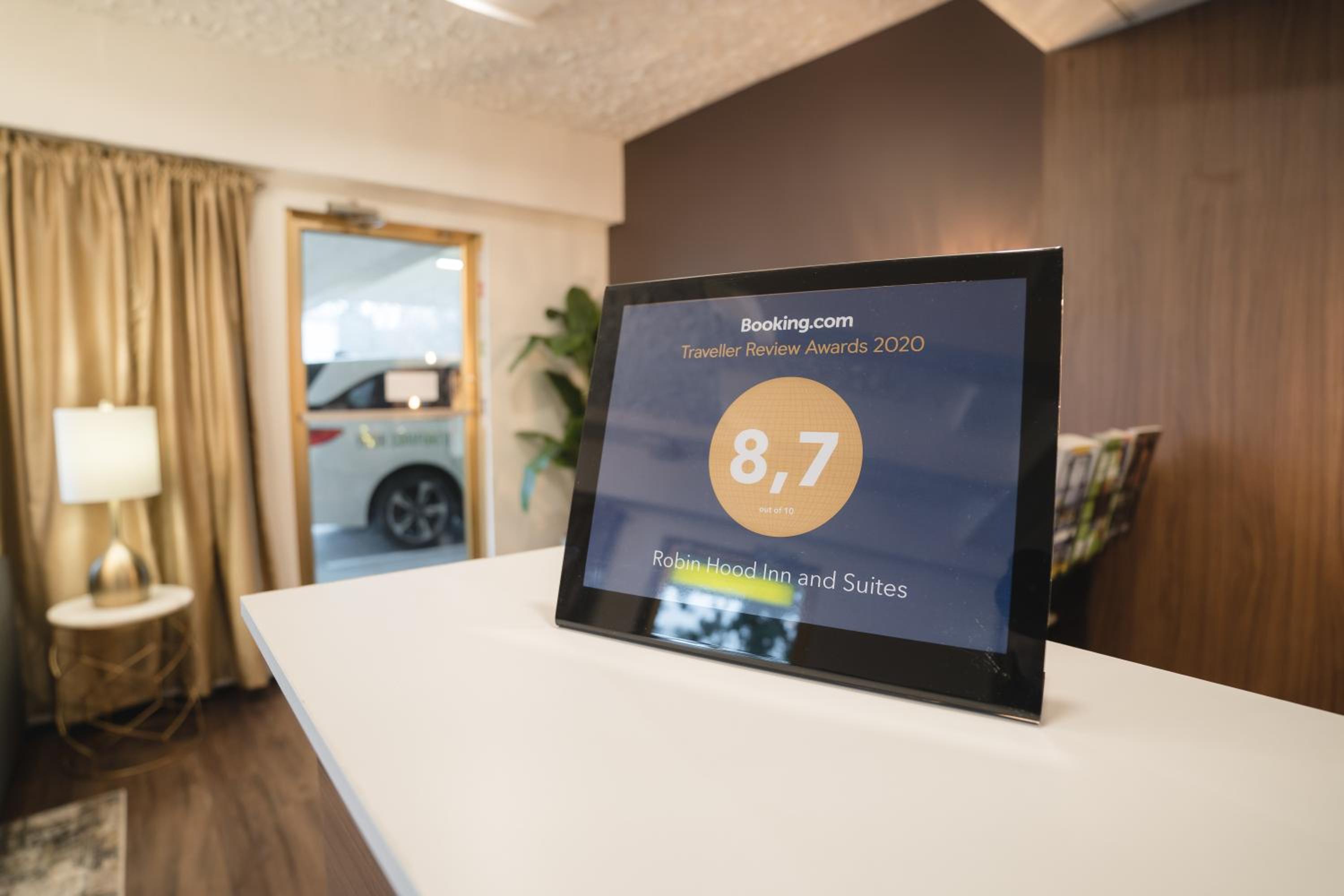 Robin Hood Inn and Suites - Image 2