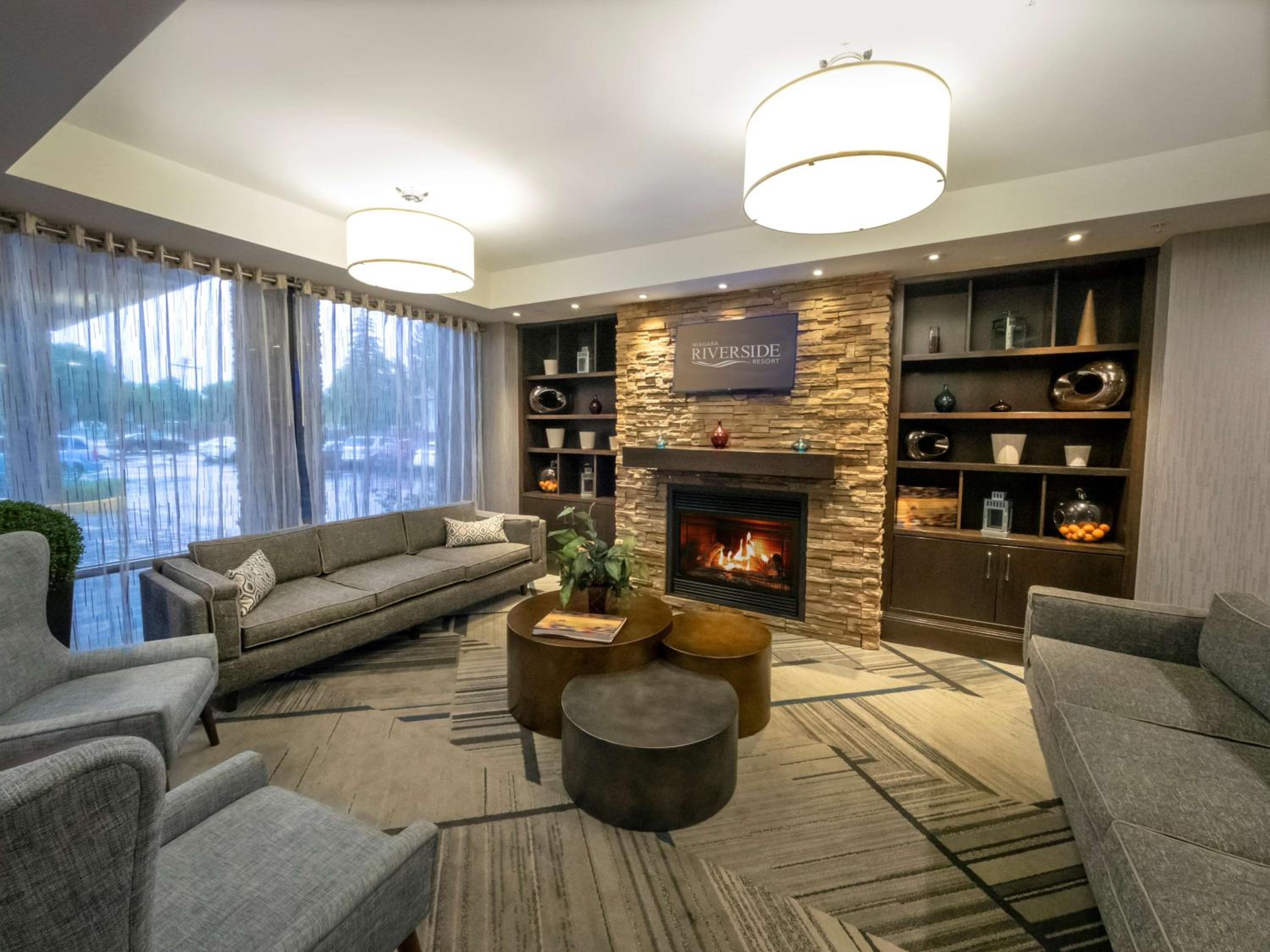 Crowne Plaza Niagara Falls NY - Riverside by IHG - Image 4