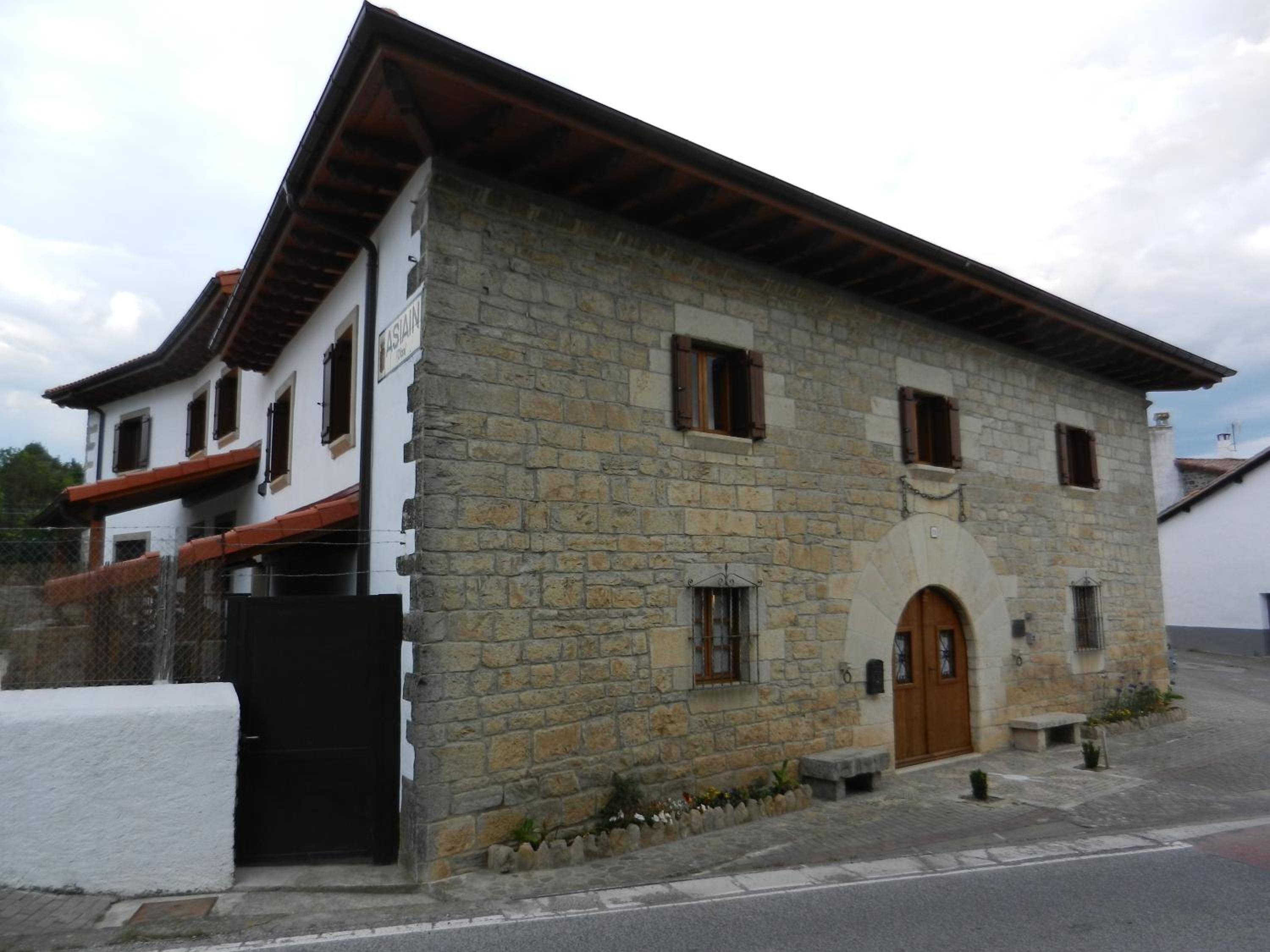 Casa de la Cadena