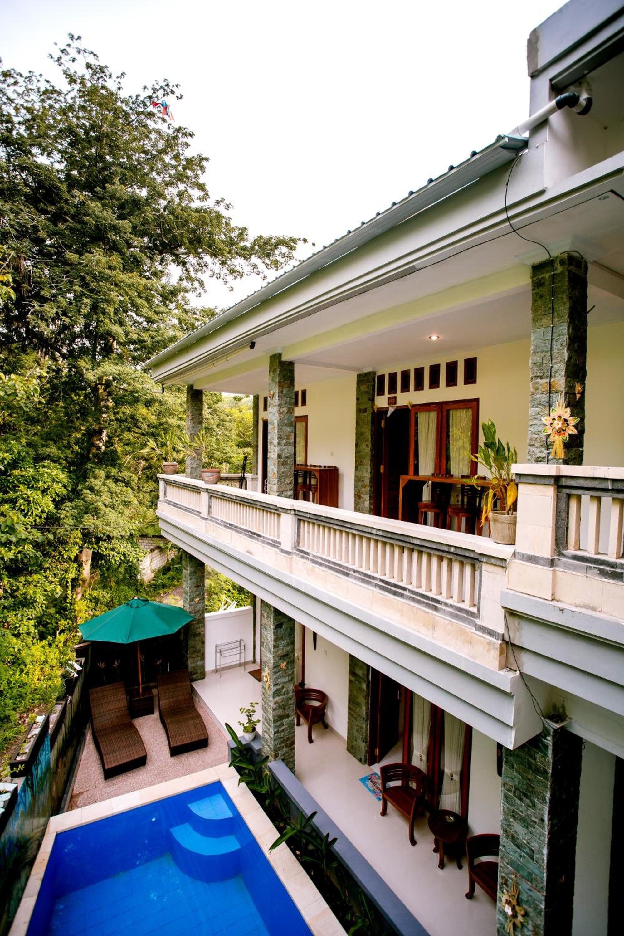 The Puncak Santhi Inn view 5
