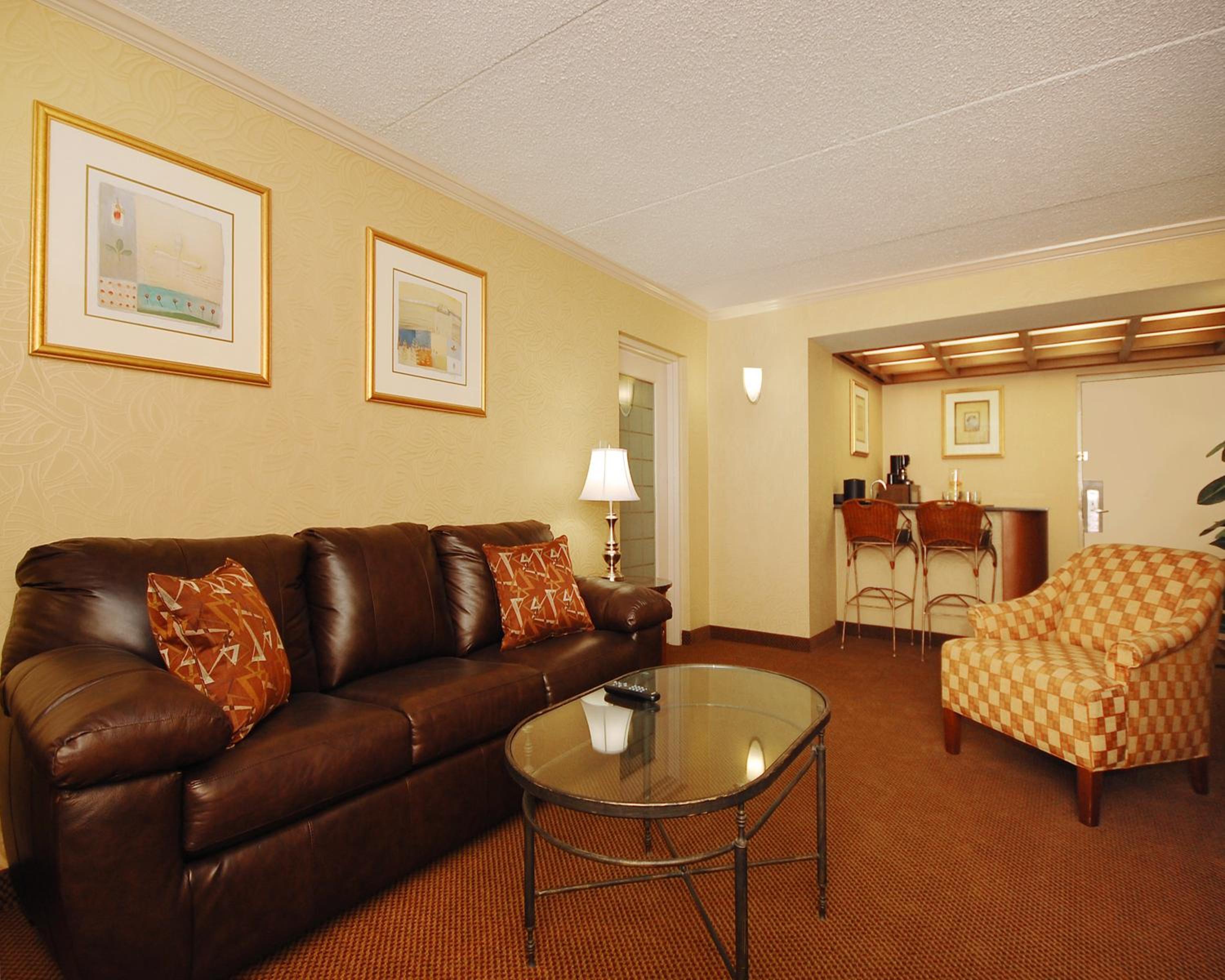Hagerstown Vacations - Plaza Inn Suites - Property Image 32