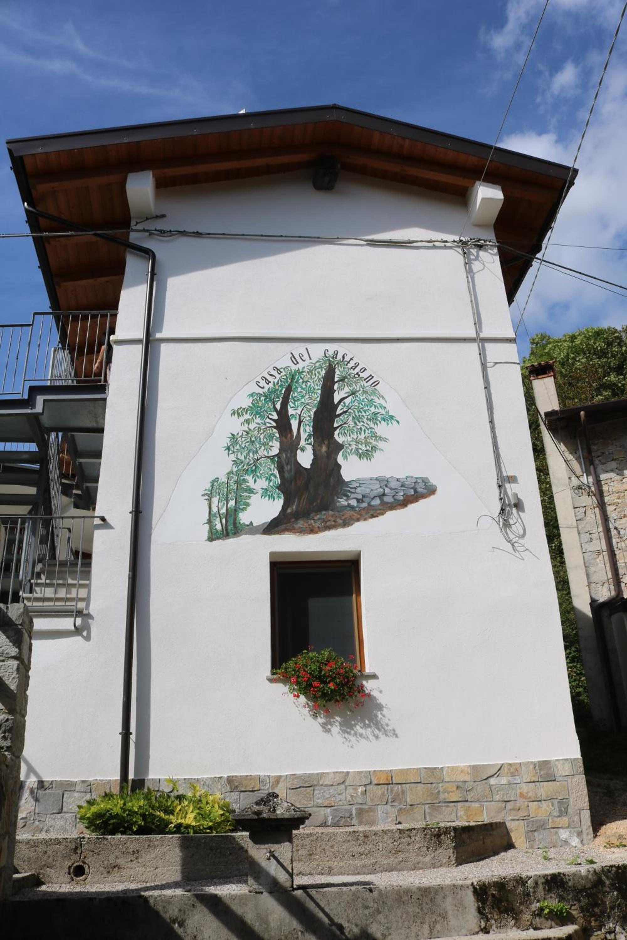 Casa del Castagno view 4
