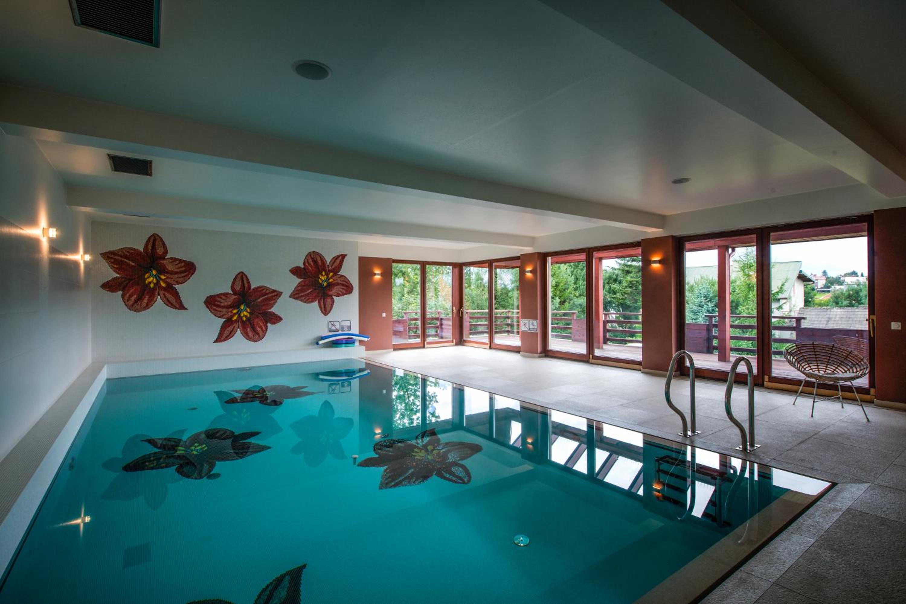 Natura Villa Spa view 3