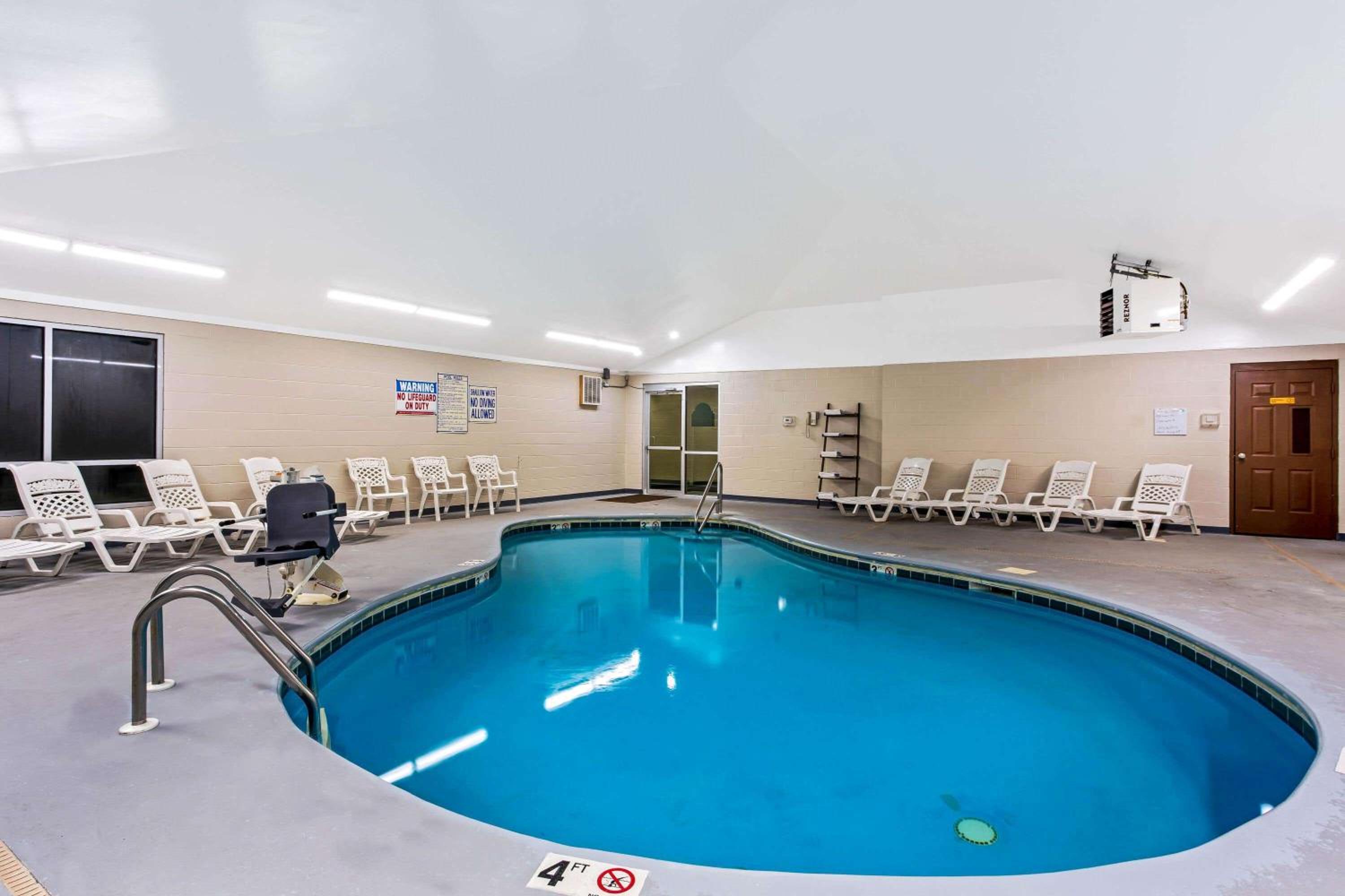 Wytheville Vacations - La Quinta by Wyndham Wytheville - Property Image 2