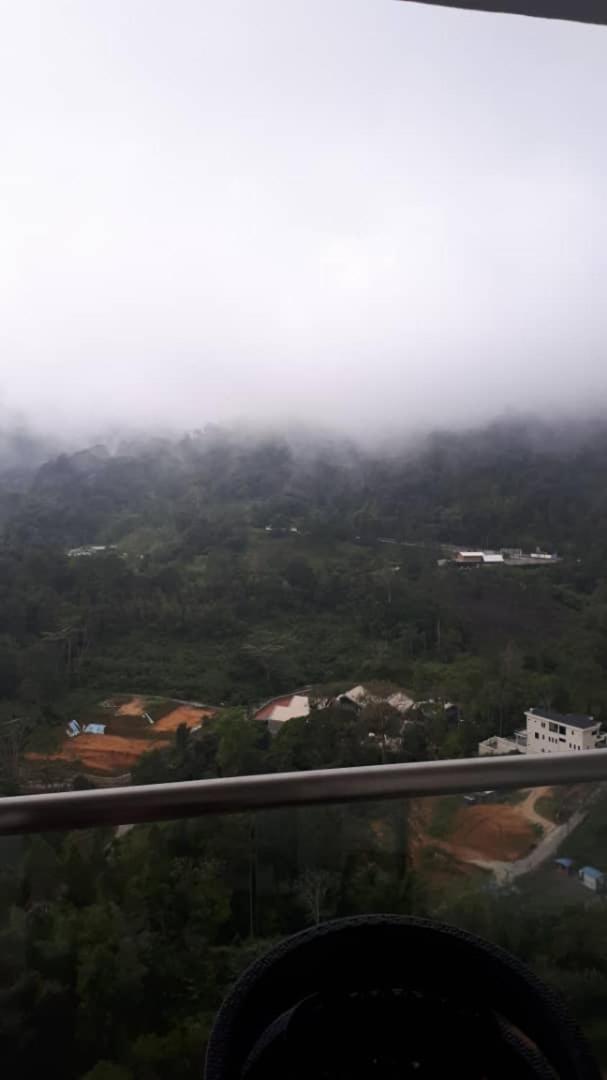 Patricke Tan's Windmill Upon Hills, Genting