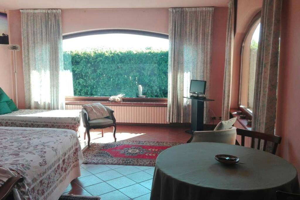 hotel room