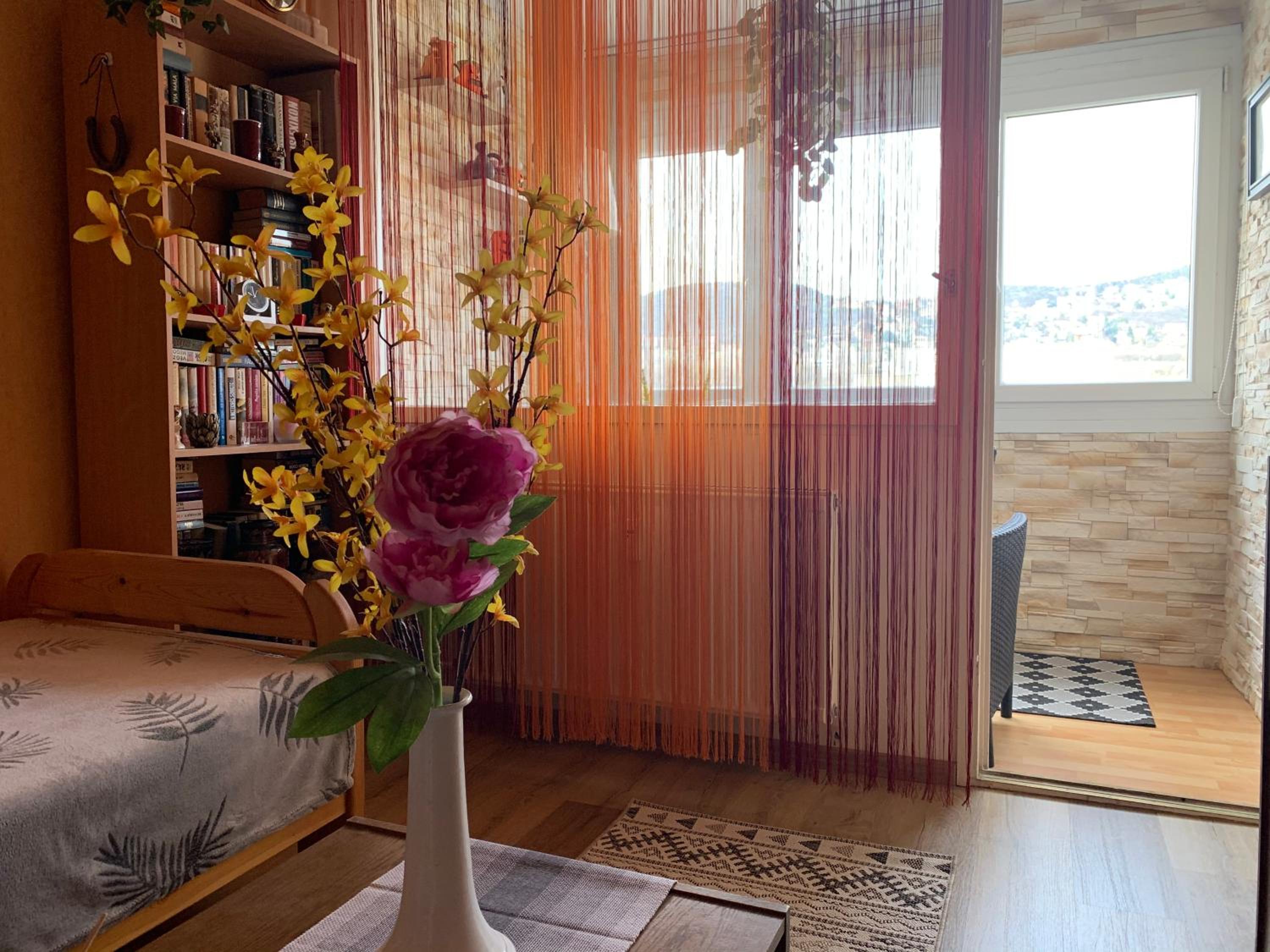 Photo 32