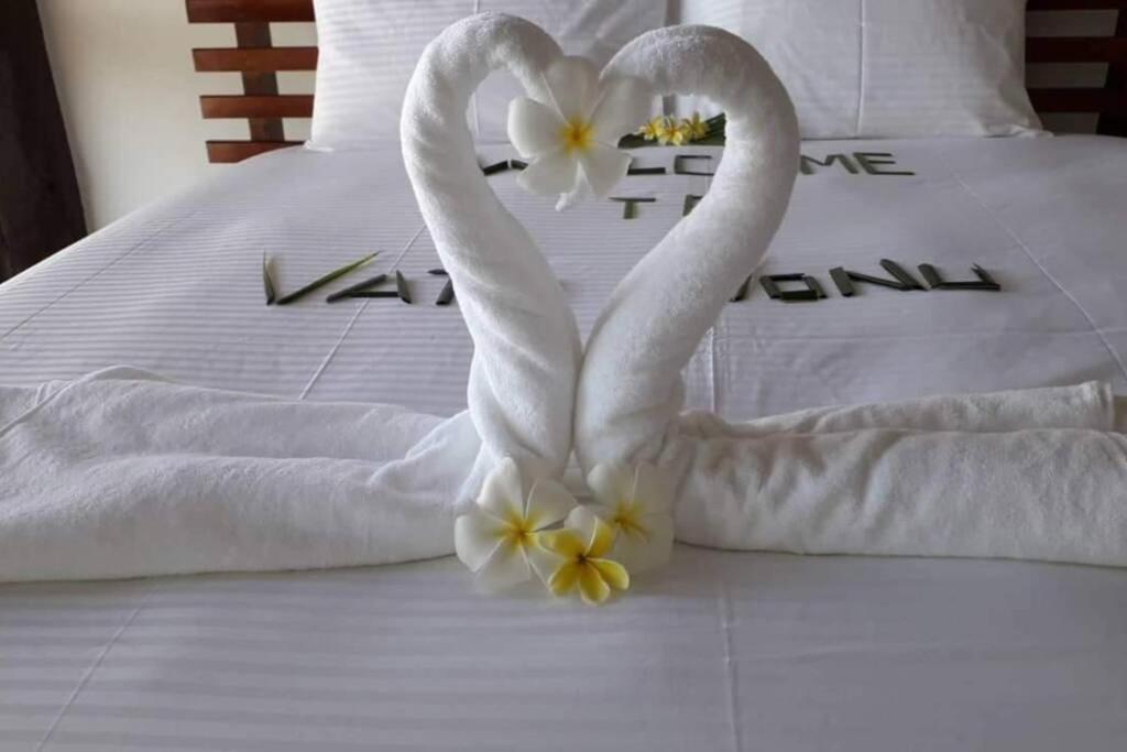 Private Oceanfront Fijian Villa Sleeps 8