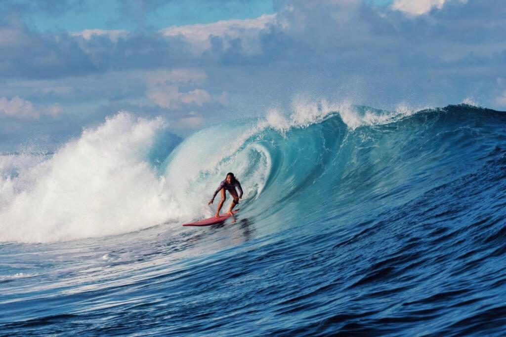 Private Oceanfront Fijian Villa Sleeps 8