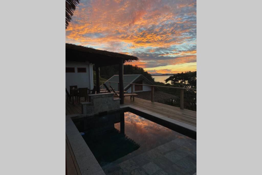 Private Oceanfront Fijian Villa Sleeps 8