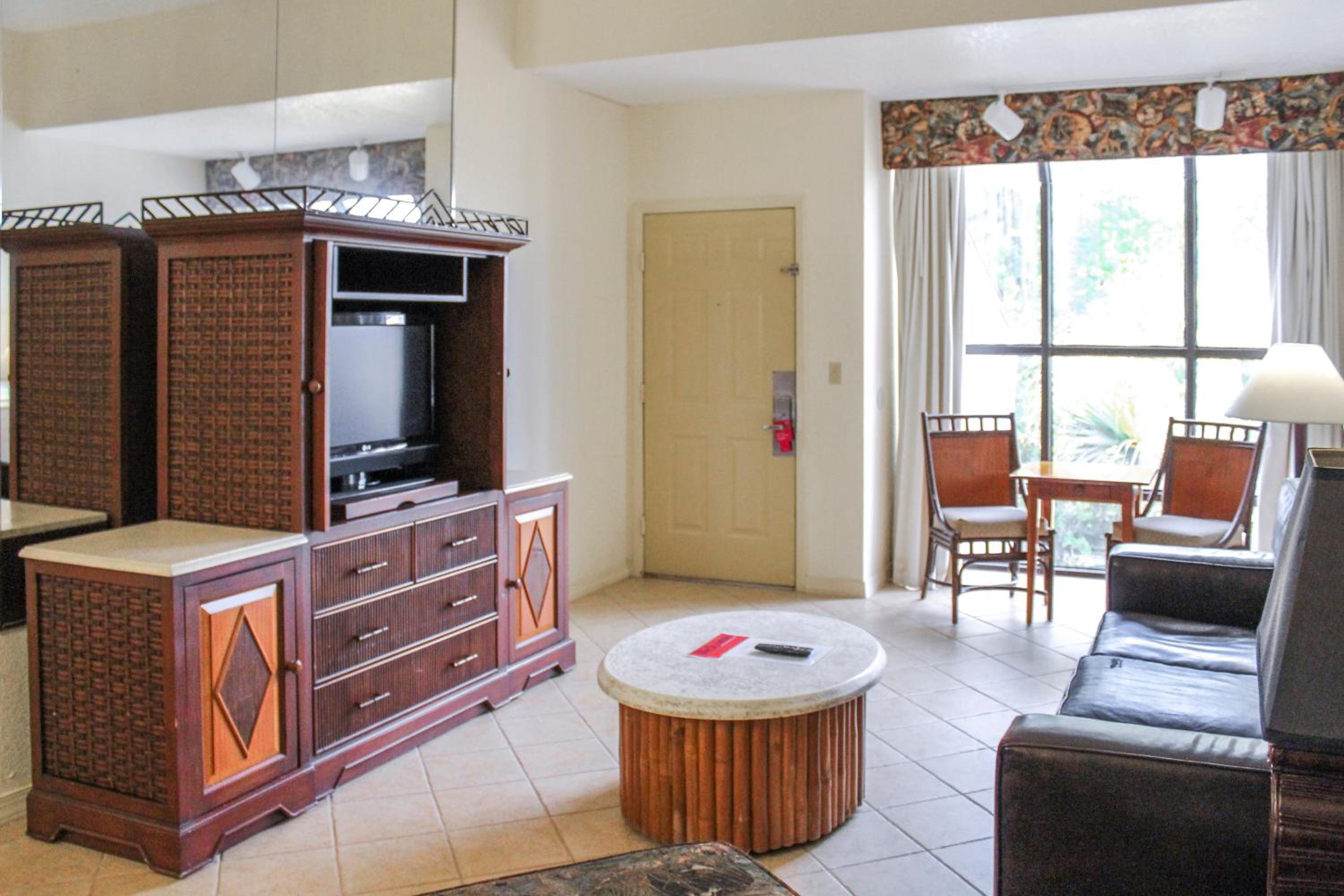 Parkway International Resort