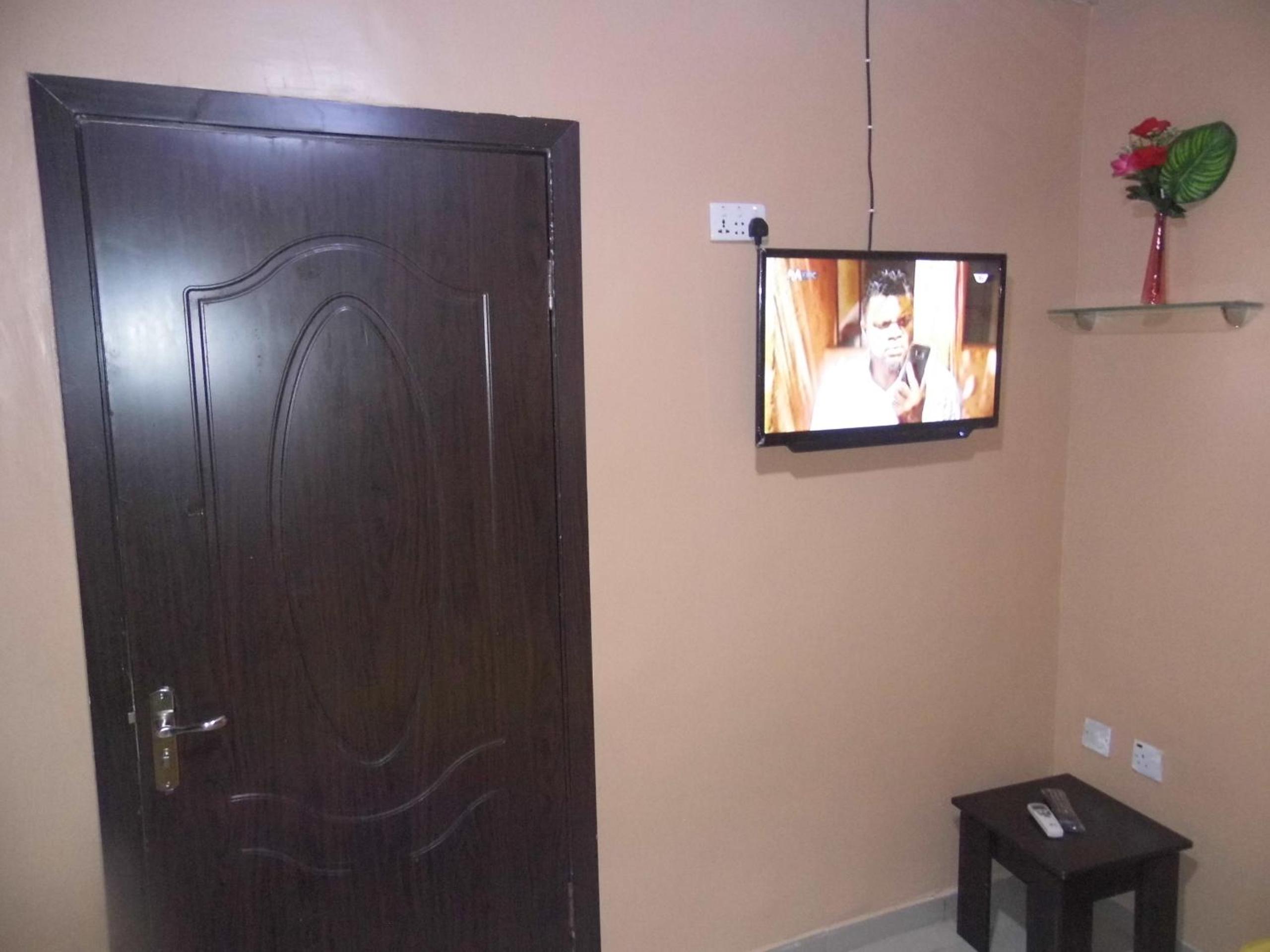 StayCation Suites And Apartment