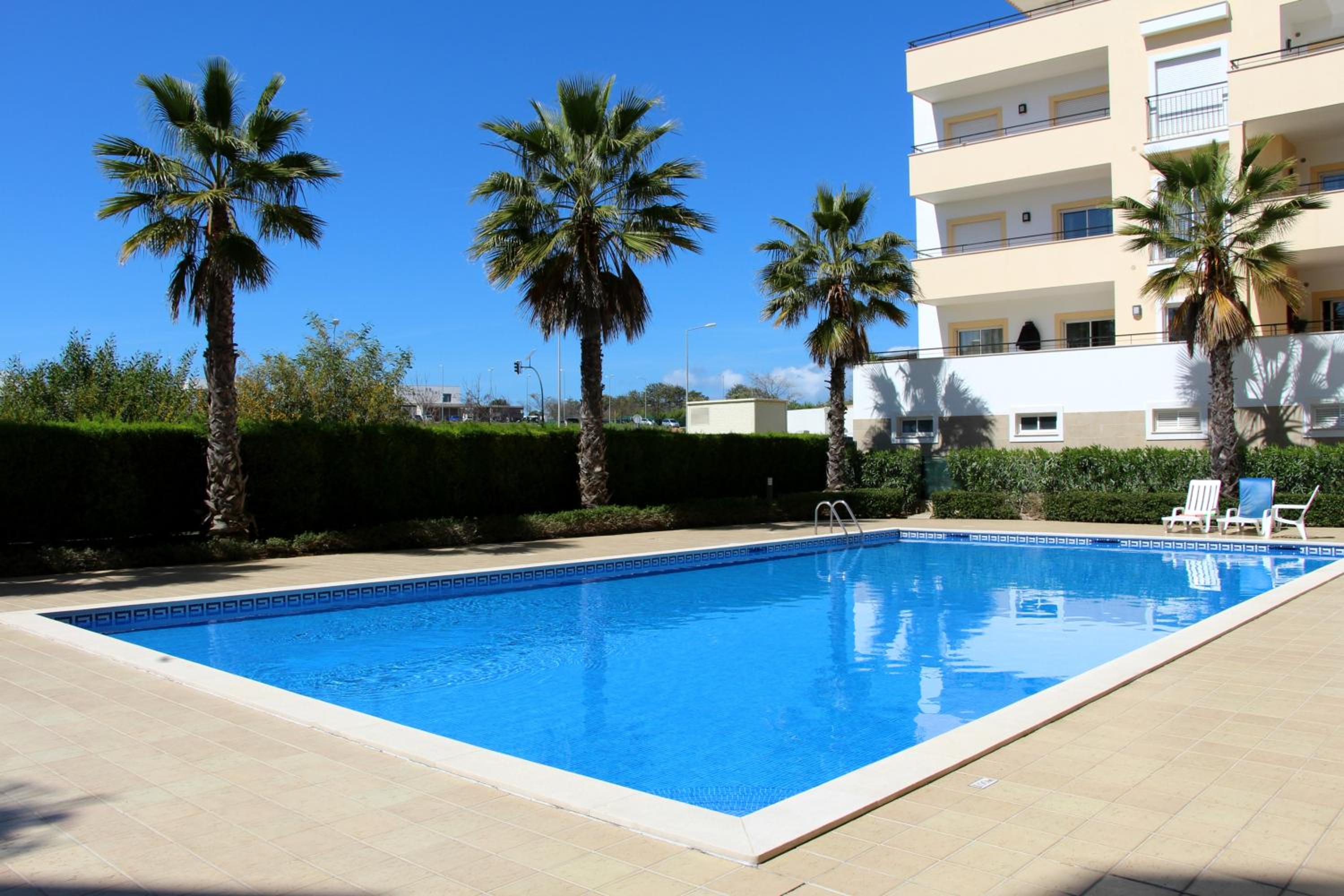 Spacious Apartment with Huge Terrace and Swimming Pool