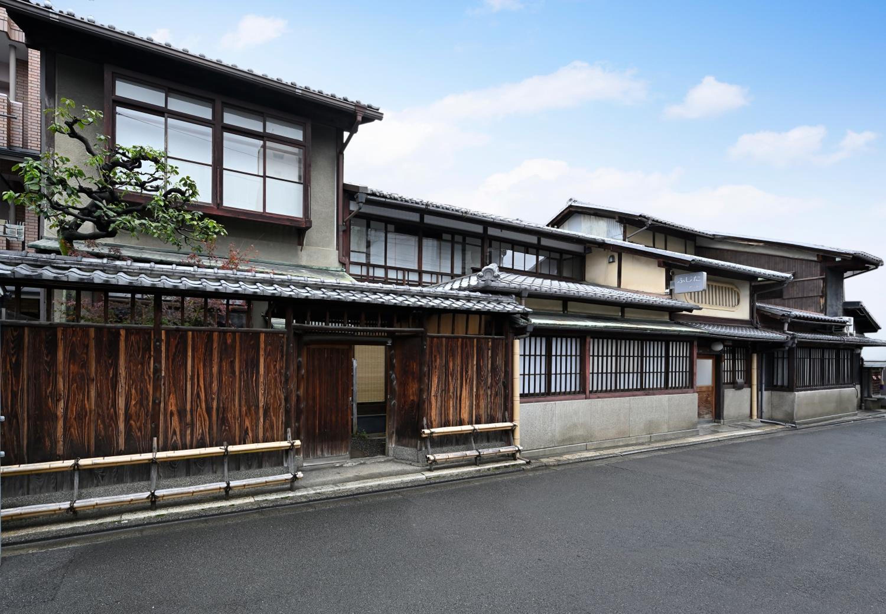 Nishijin Fujita