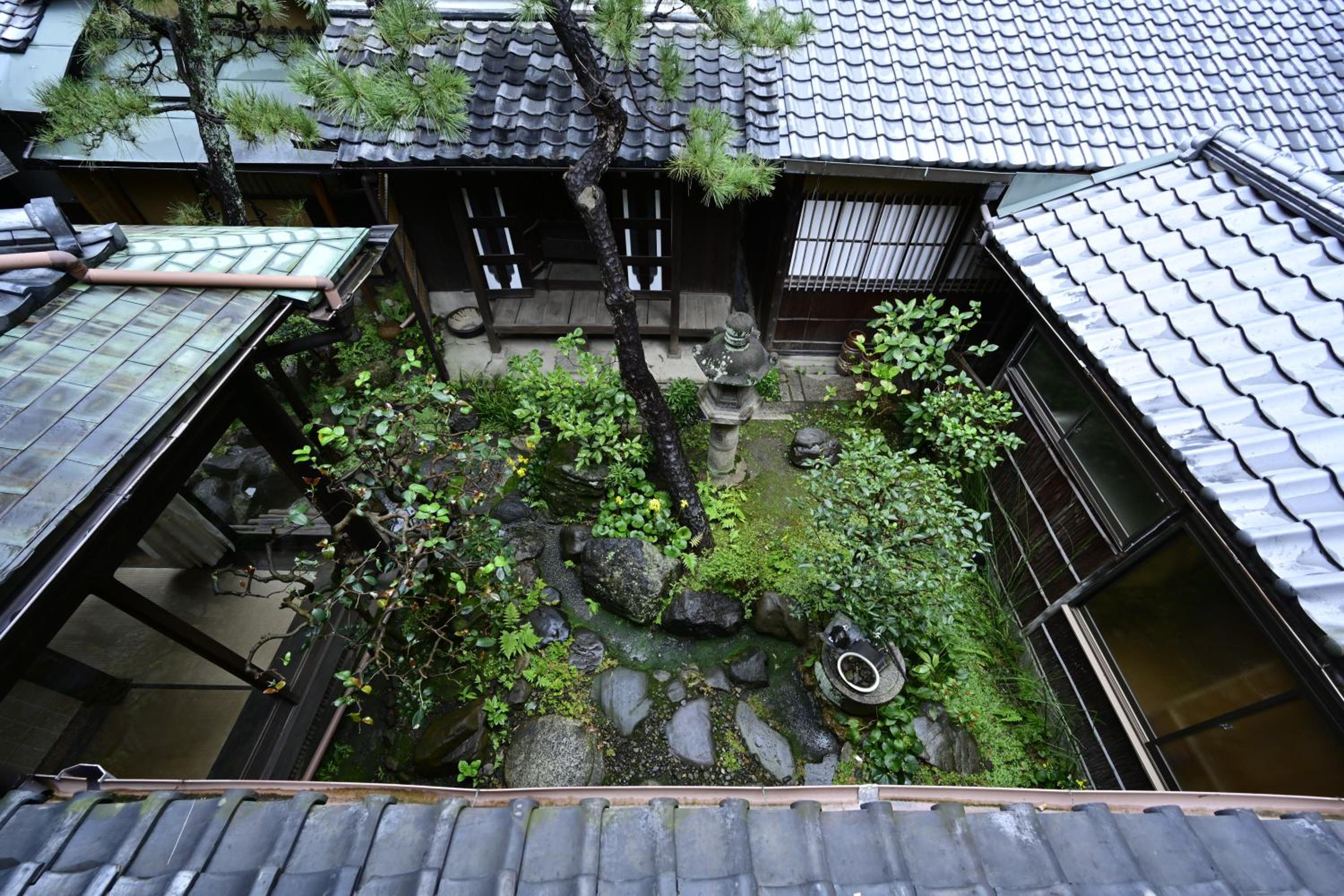 Nishijin Fujita