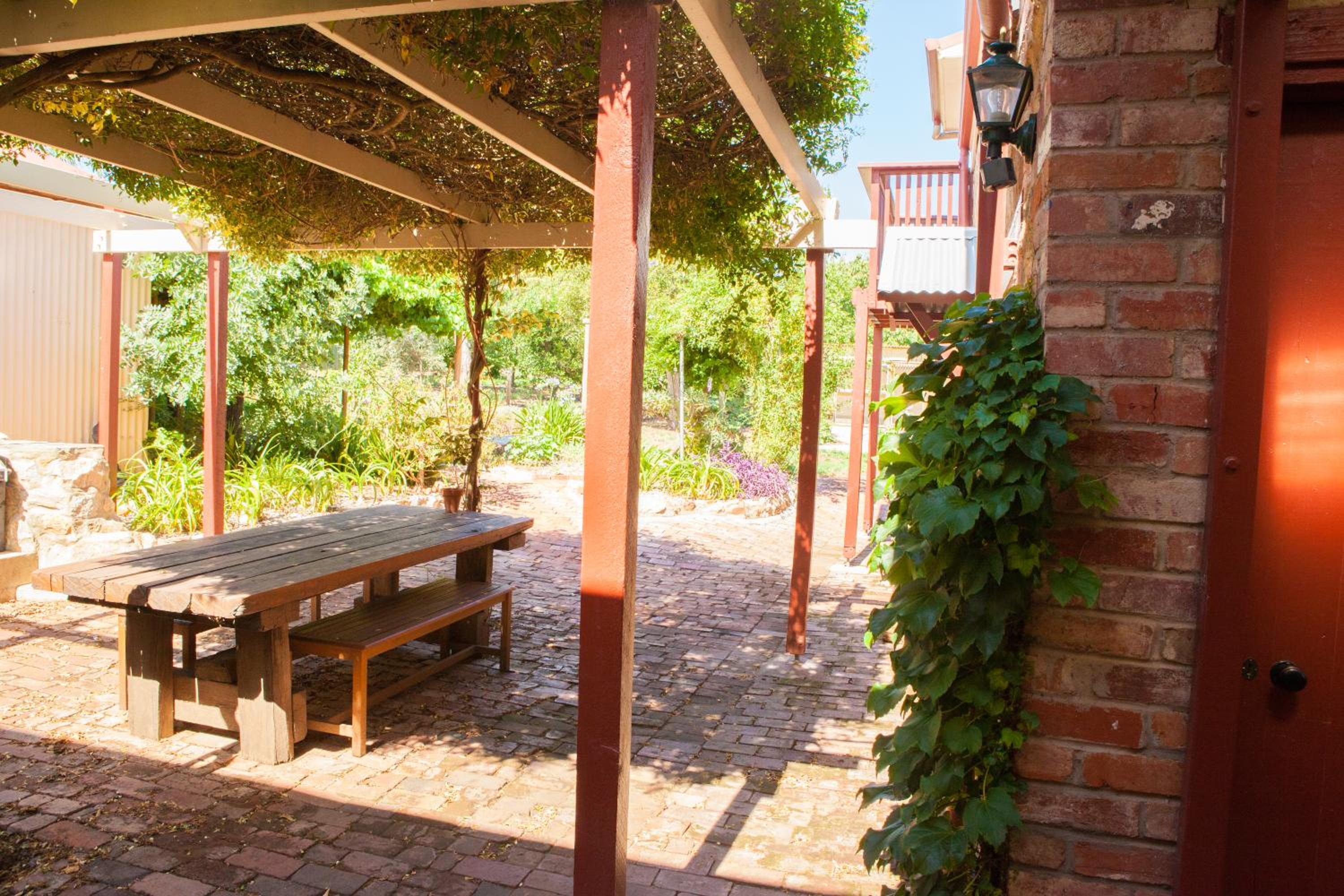 Barossa Barn Bed and Breakfast