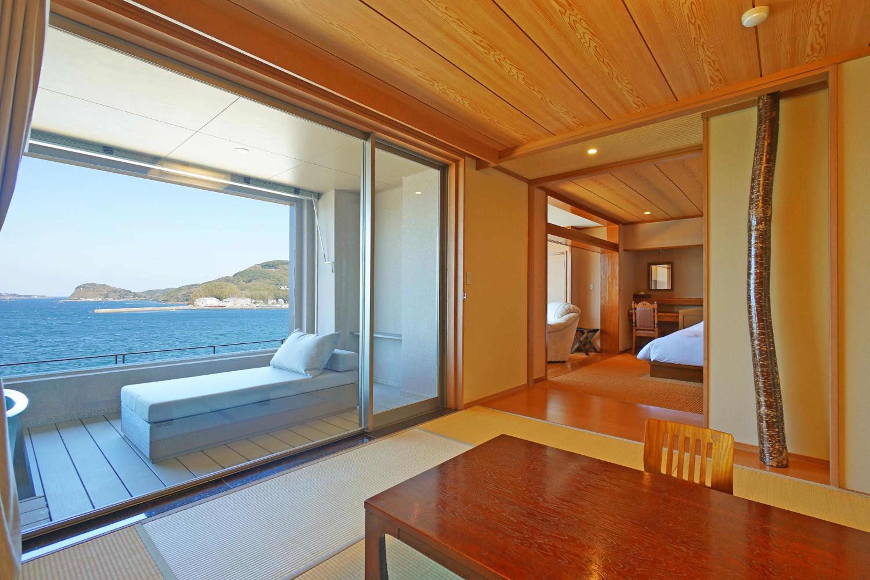 IKI RETREAT by Onko Chishin