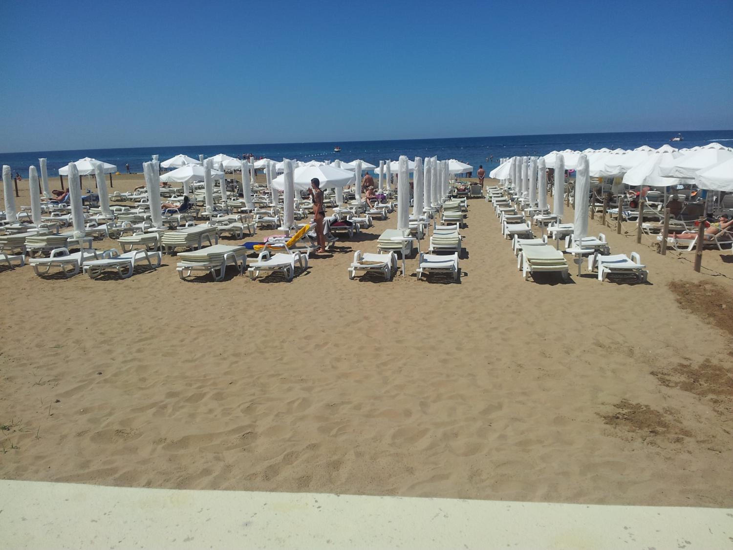 Delphin Apart Hotel - Image 13