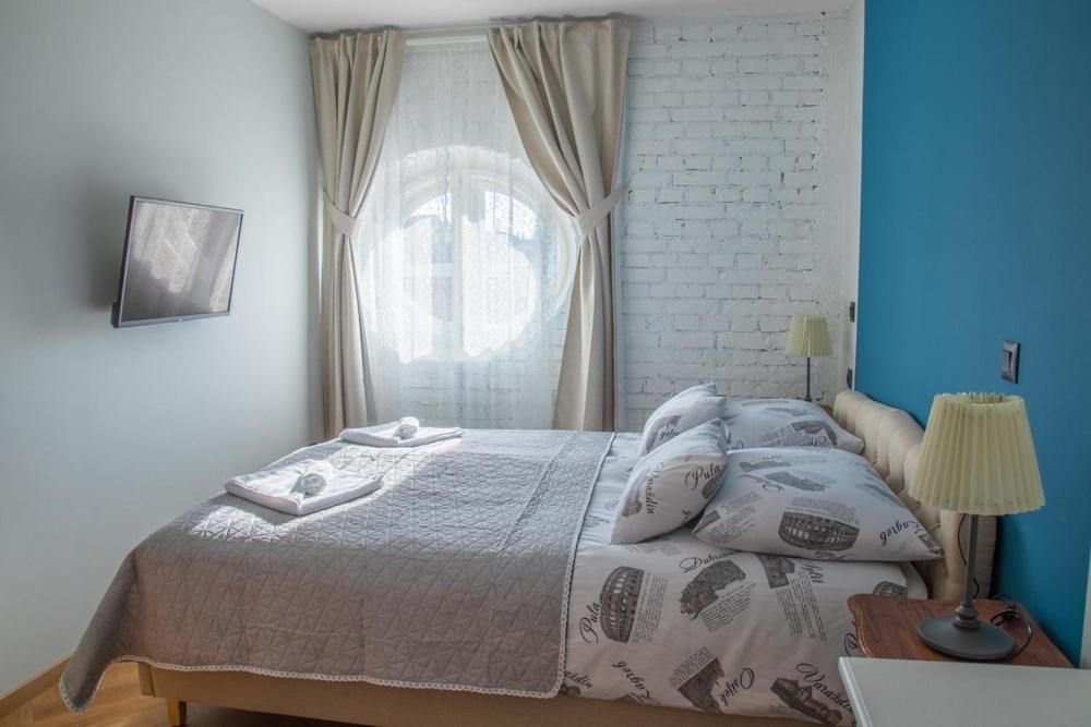 Domestic House Lola view 5