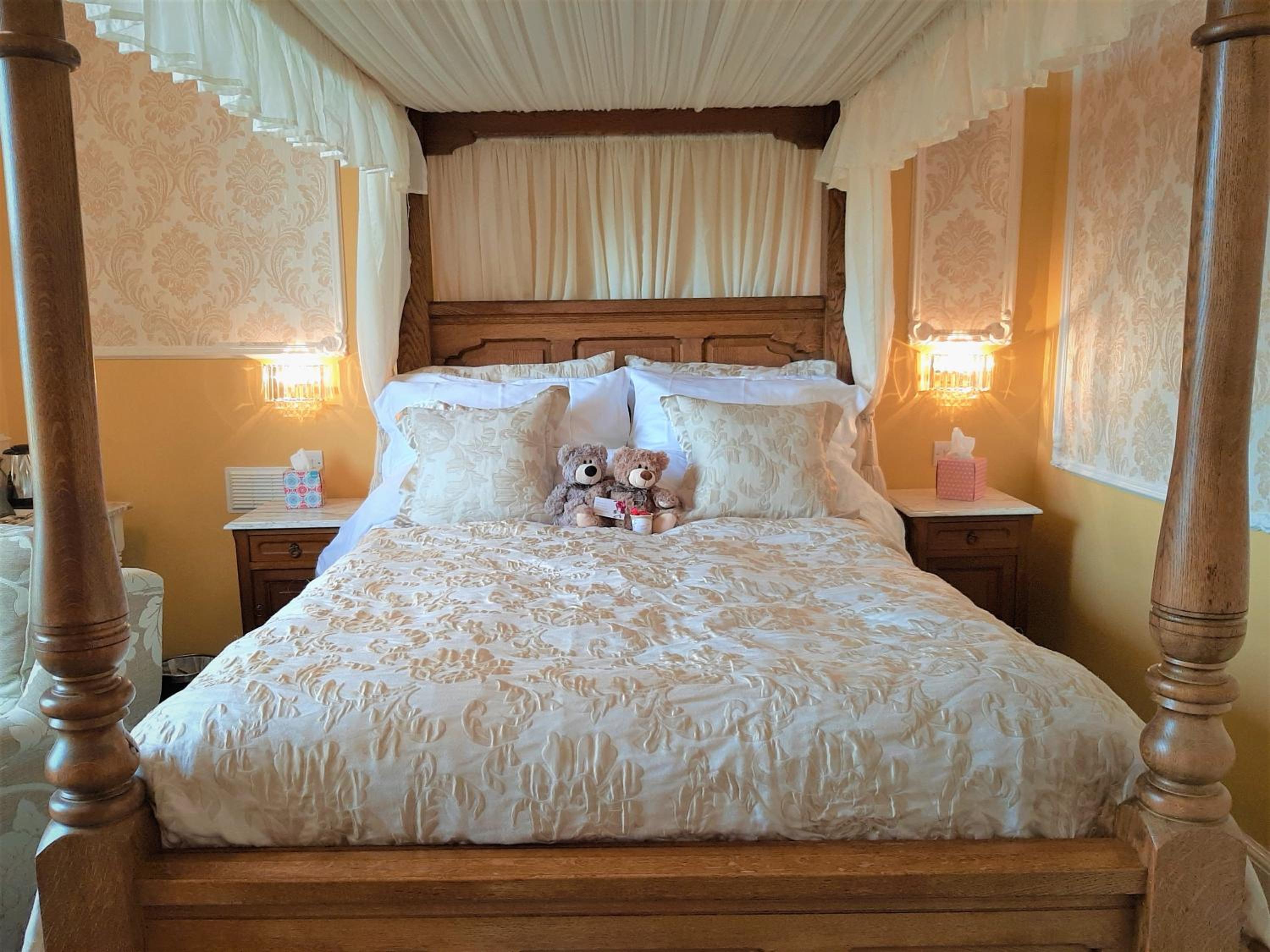 Min y Don Guest House