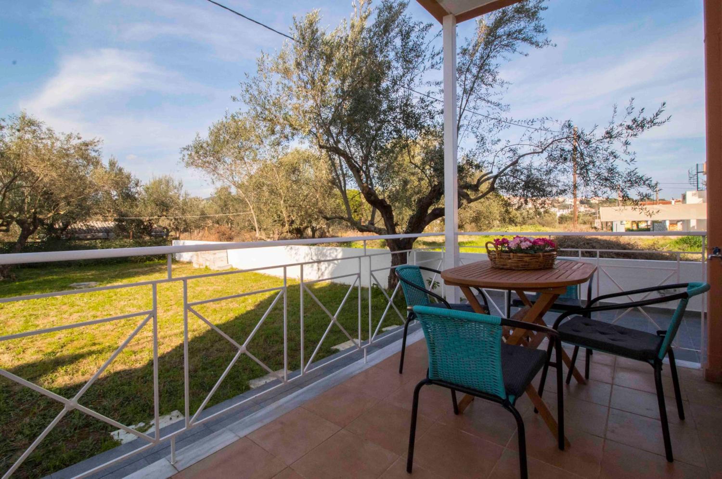 Malvazios Mavrovouni Beach House Right view 2