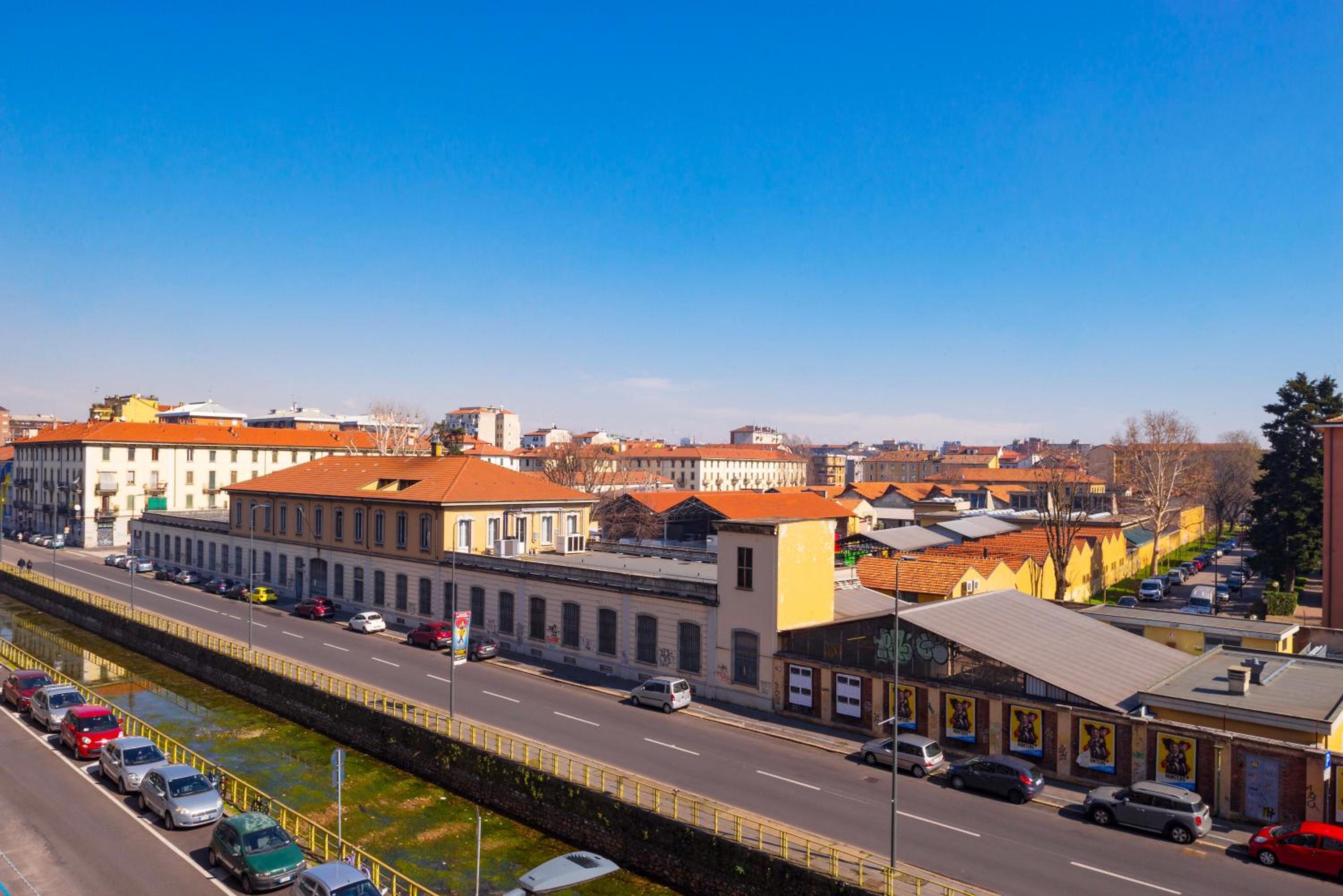 LUVI - Alzaia Naviglio Pavese