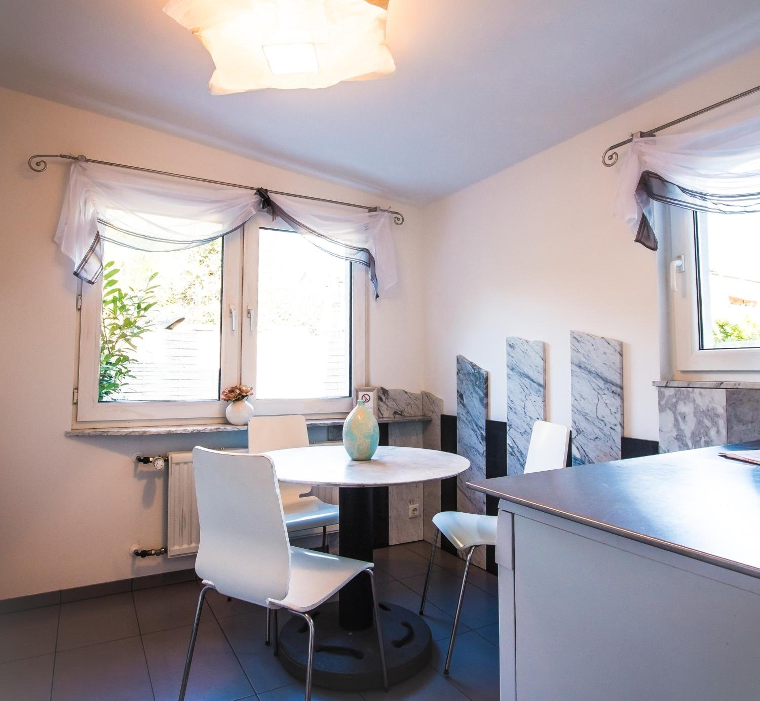 Studio-Apartments & möblierte Wohnungen für Monteure zentral in Mülheim an der Ruhr