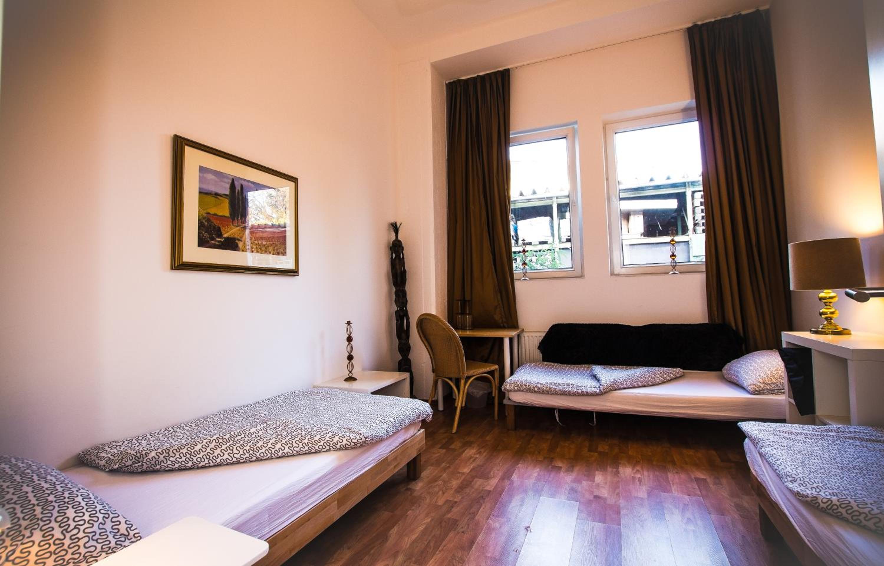 Studio-Apartments & möblierte Wohnungen für Monteure zentral in Mülheim an der Ruhr