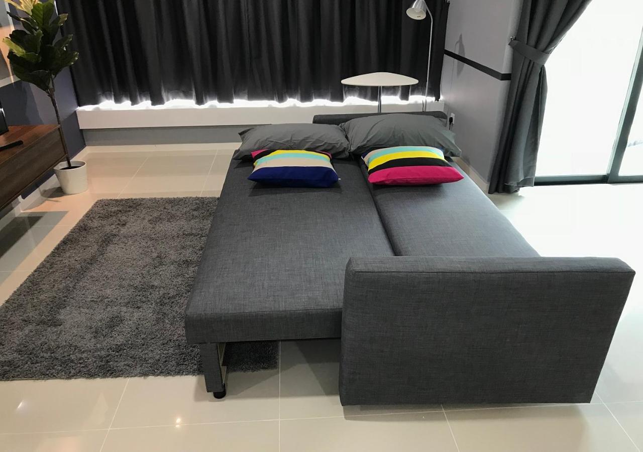Suasana Residence by Nest Home