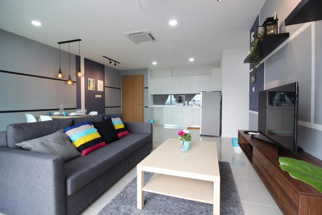 Suasana Residence by Nest Home