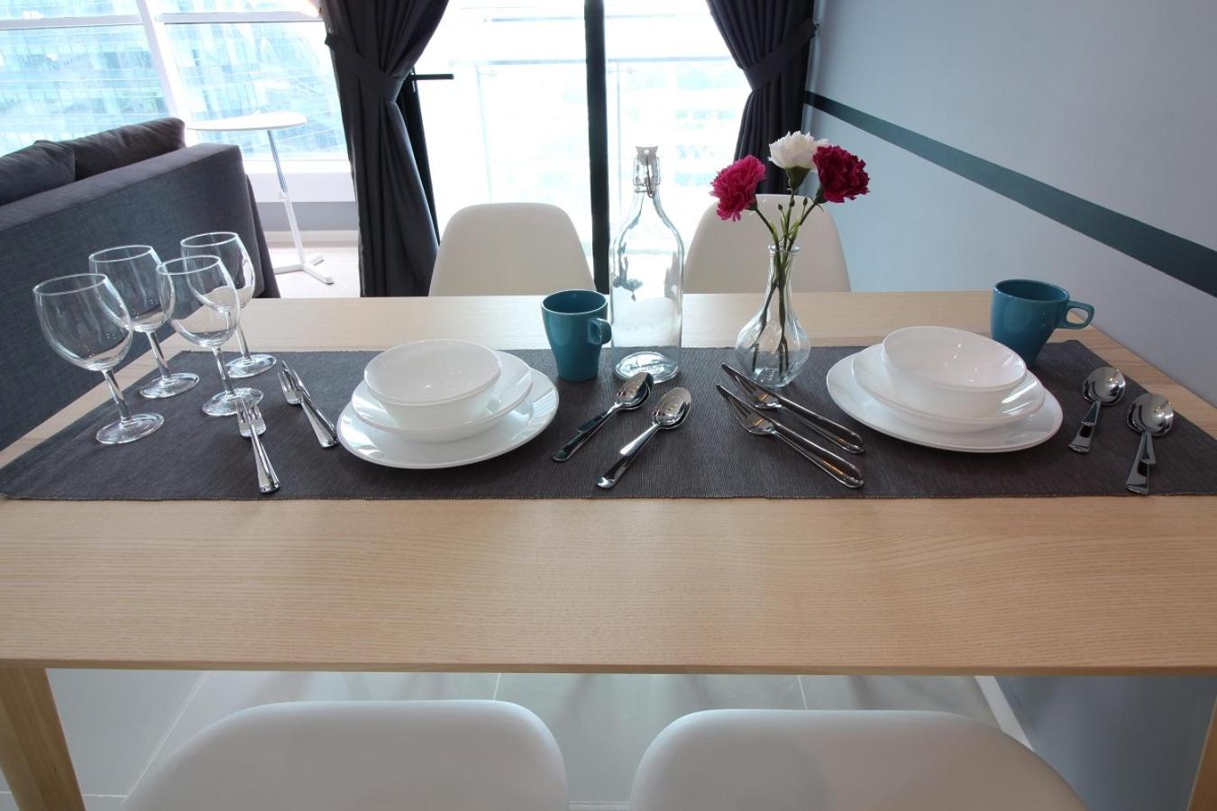 Suasana Residence by Nest Home