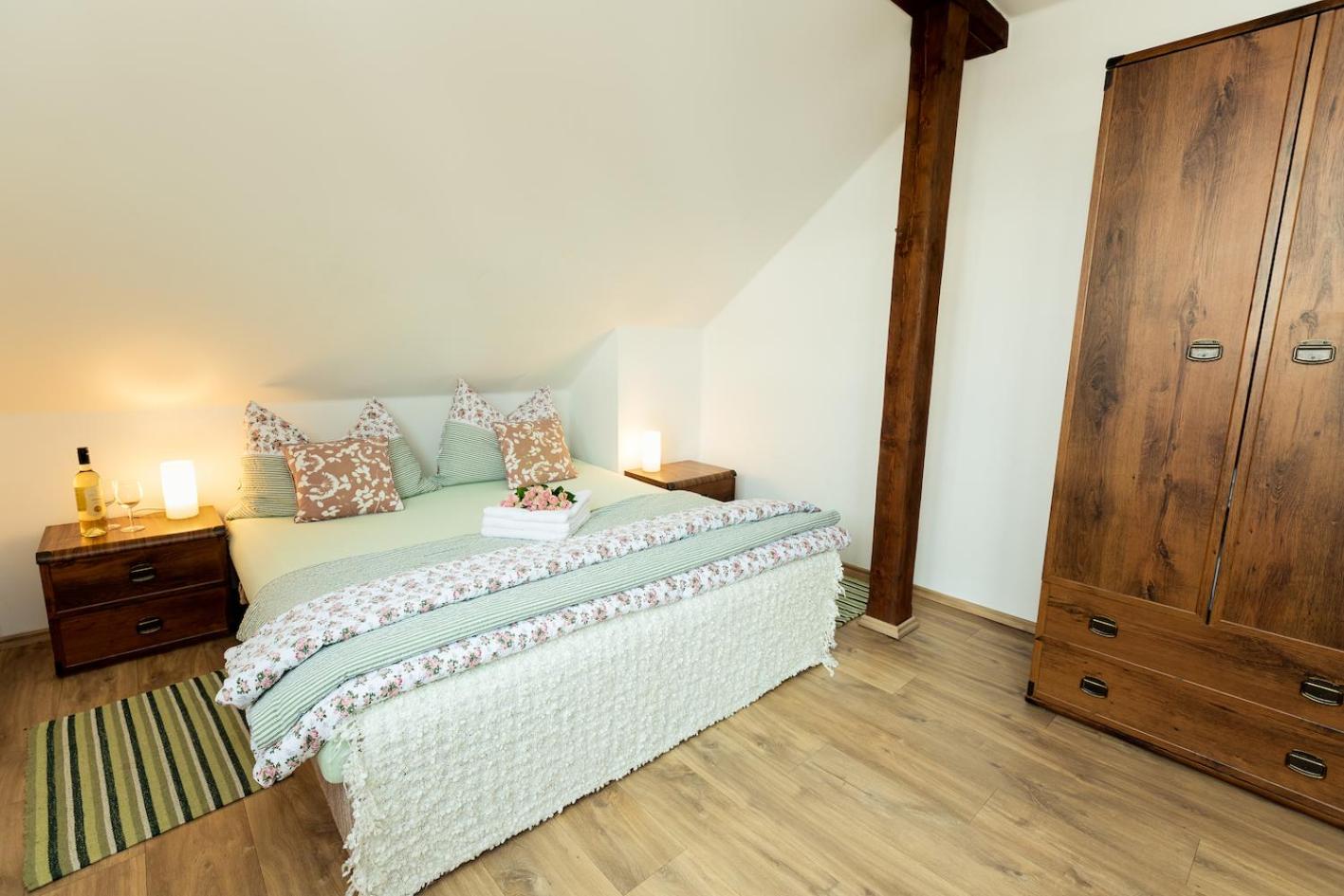 Photo 34